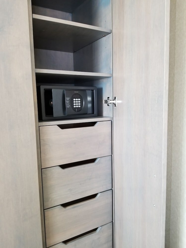 Premium Room, 1 King Bed