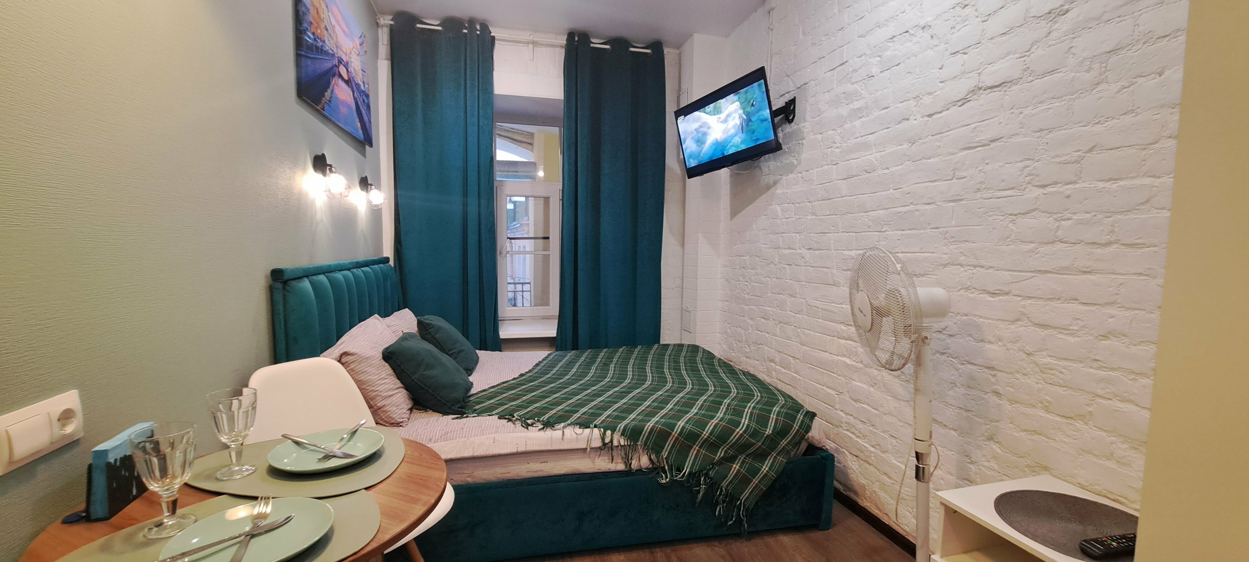 Улучшенный номер с кроватью размера «king-size»