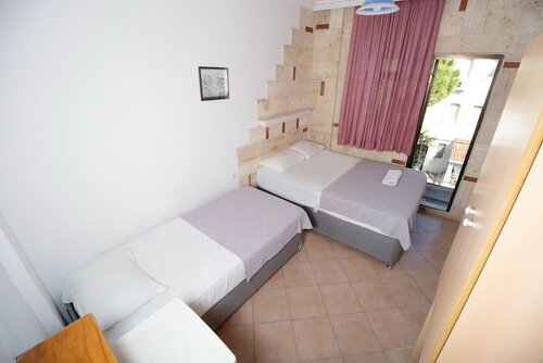 Трехместный номер в Foca Ensar Hotel