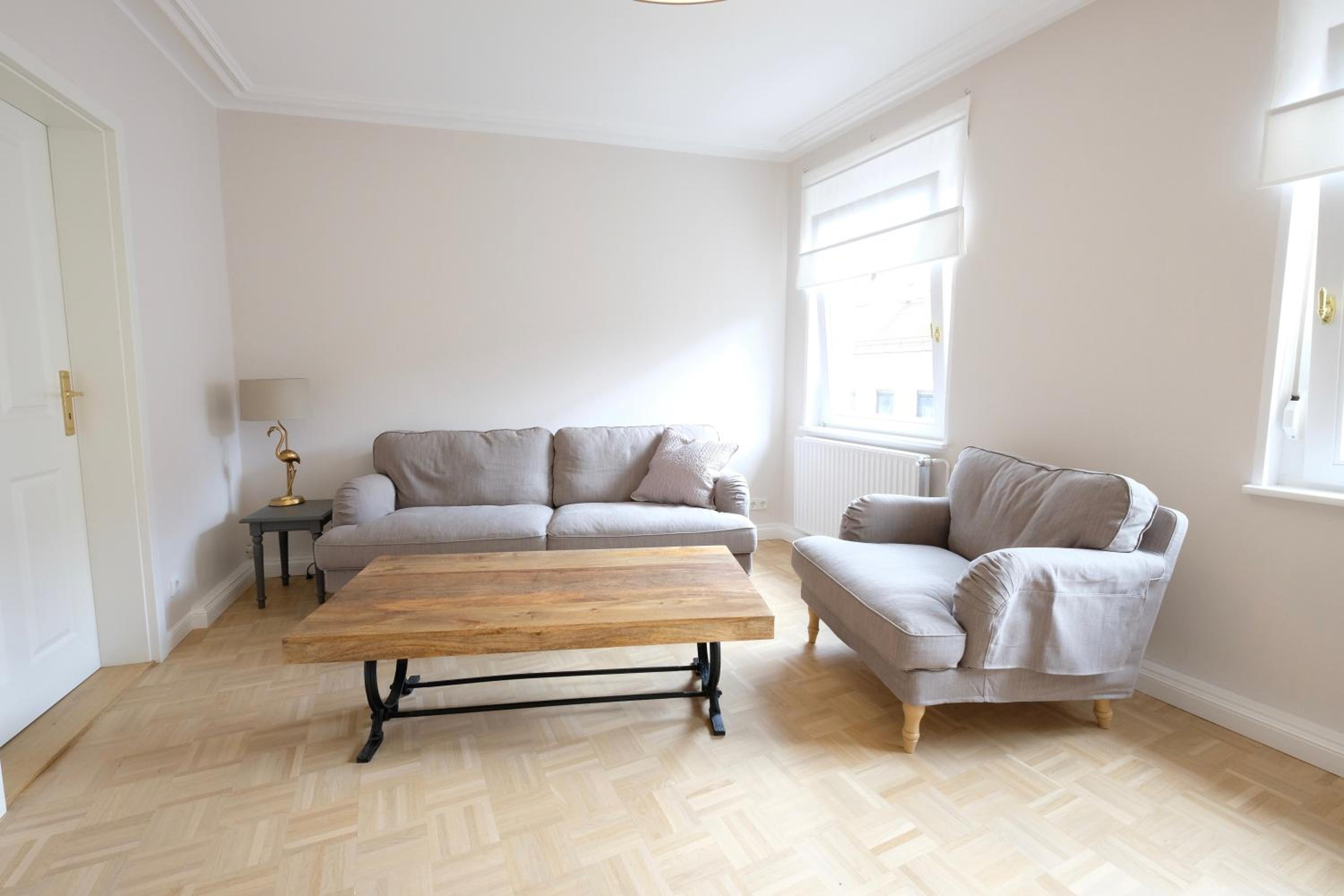 Two-Bedroom Apartment "Carl"