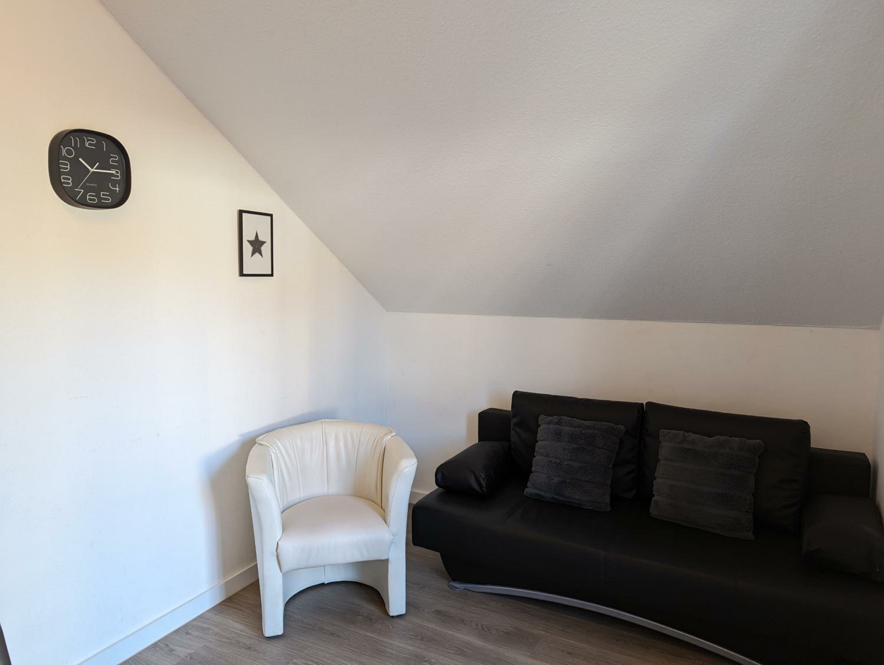 One-Bedroom Apartment (2 - 5 Adults)