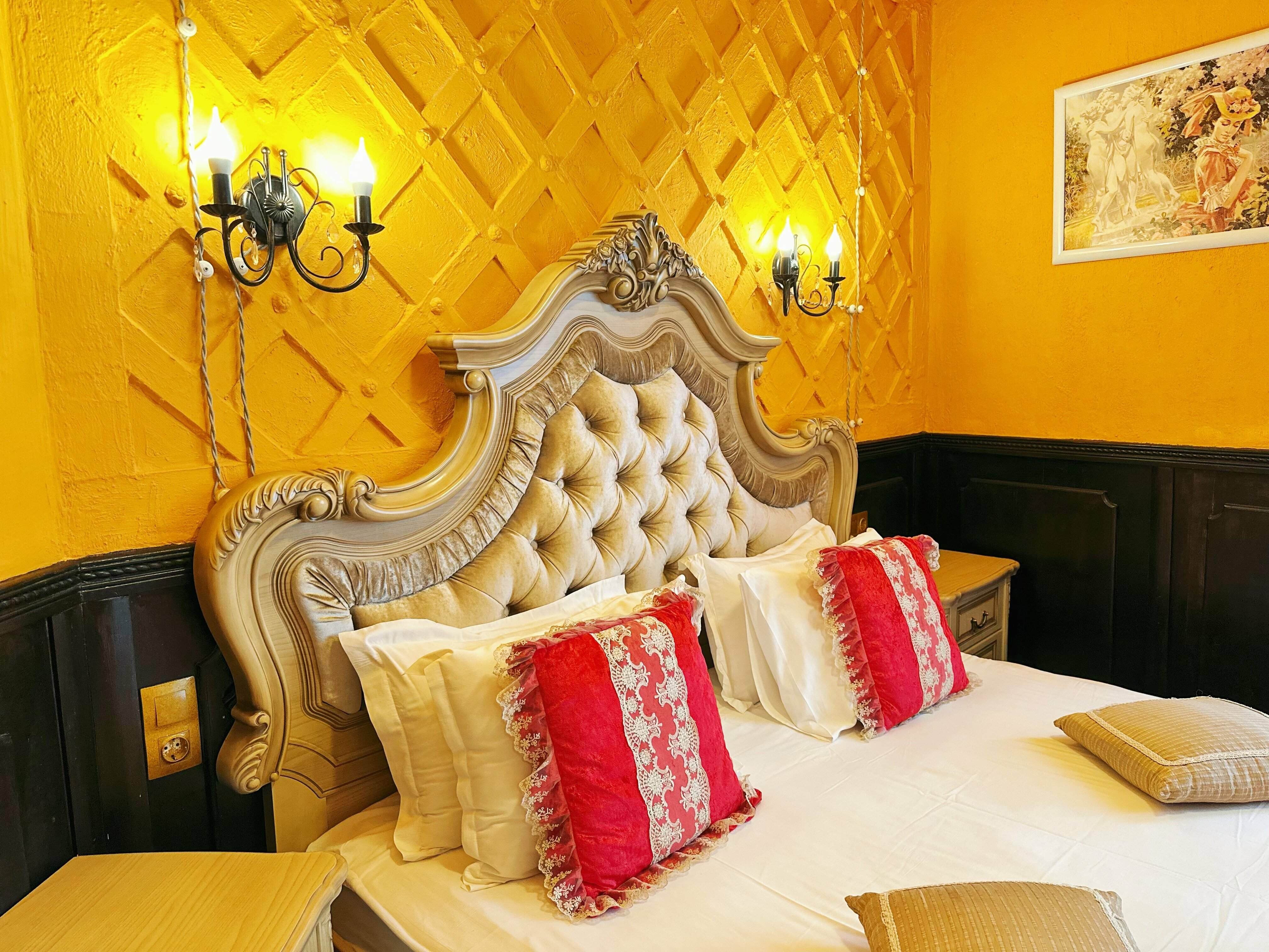 Полулюкс( Ватикан)