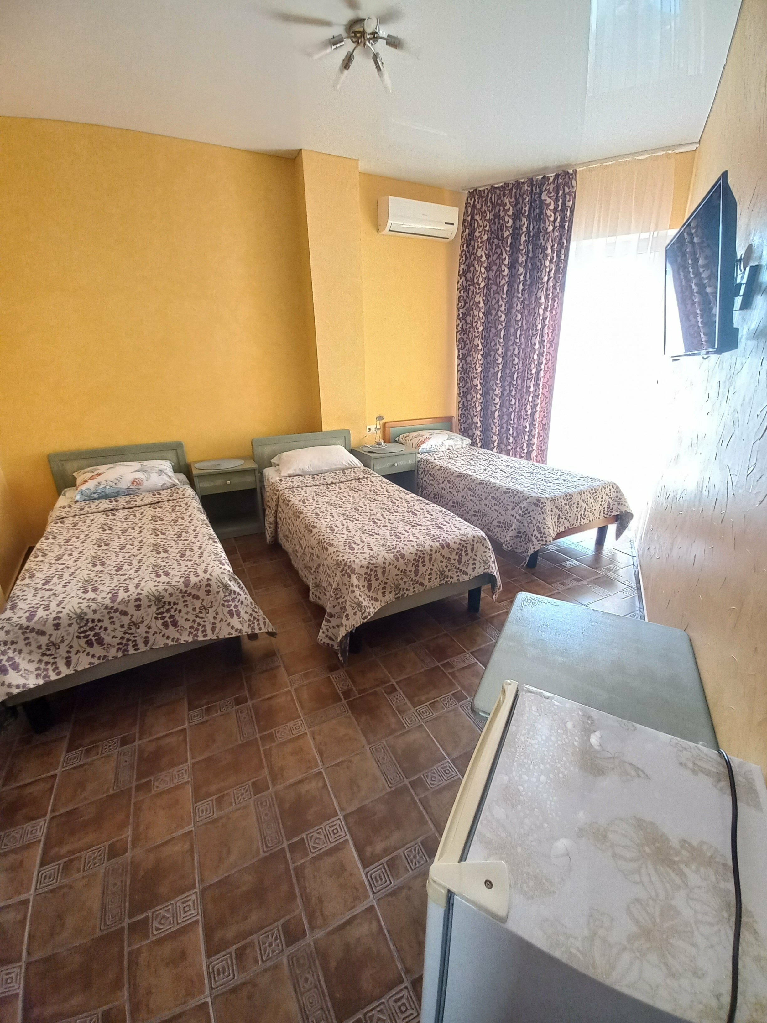 Стандартный трехместный номер