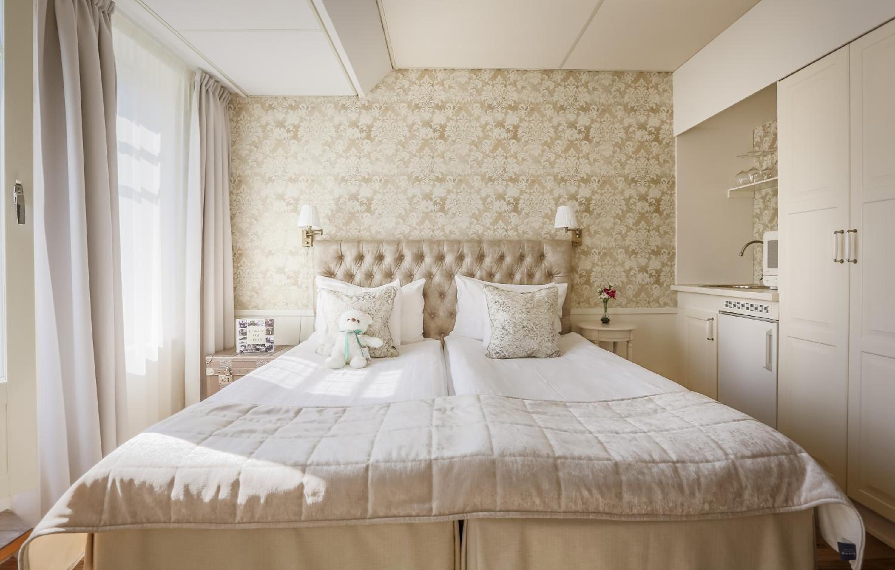 Superior Room with Balcony