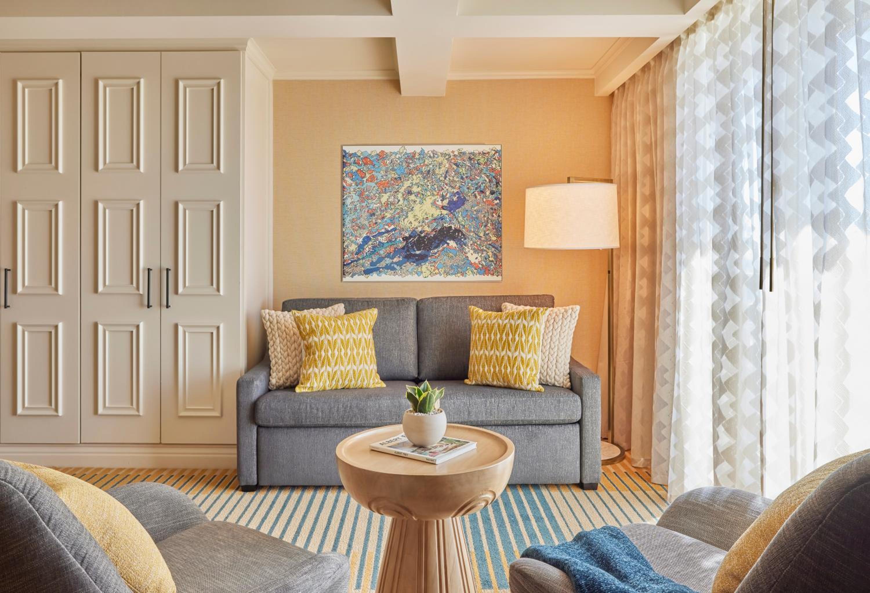 Mobility/Hearing Accessible Canary Jr Suite Partial Ocean King, Roll-In Shower