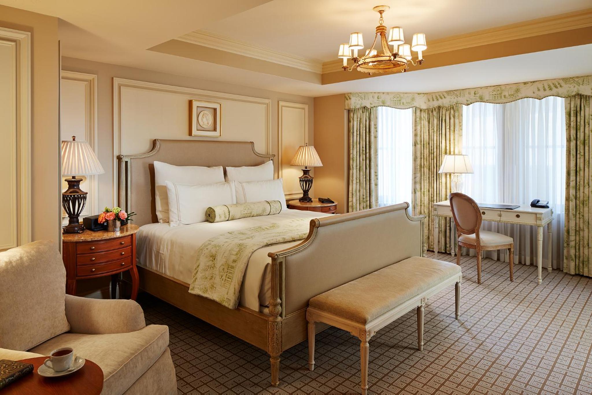 Deluxe King Room