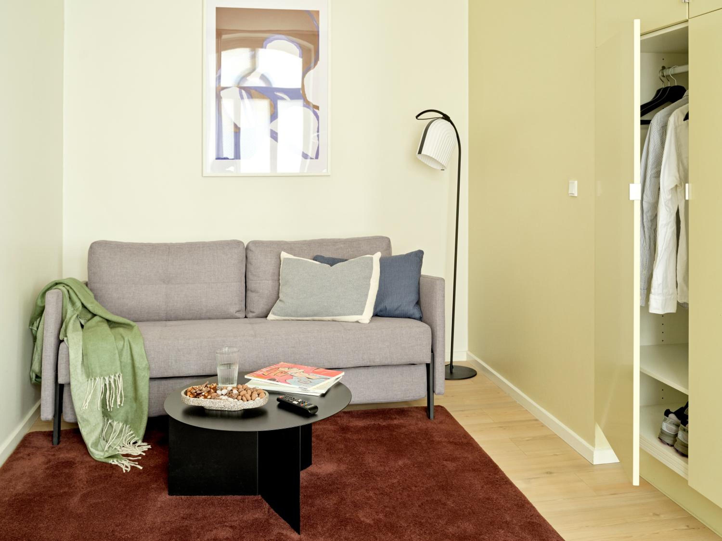 One-Bedroom Apartment (4 Adults)