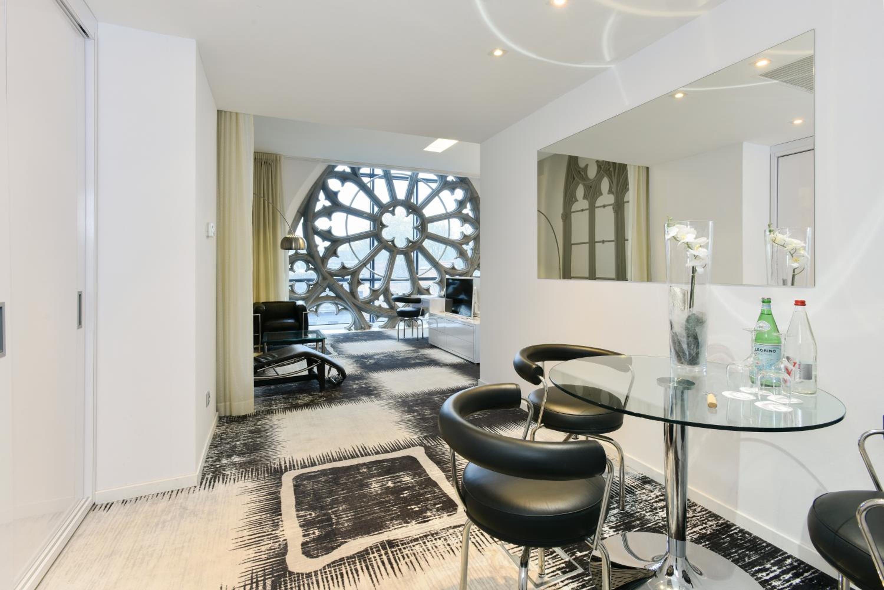 Suite with City View