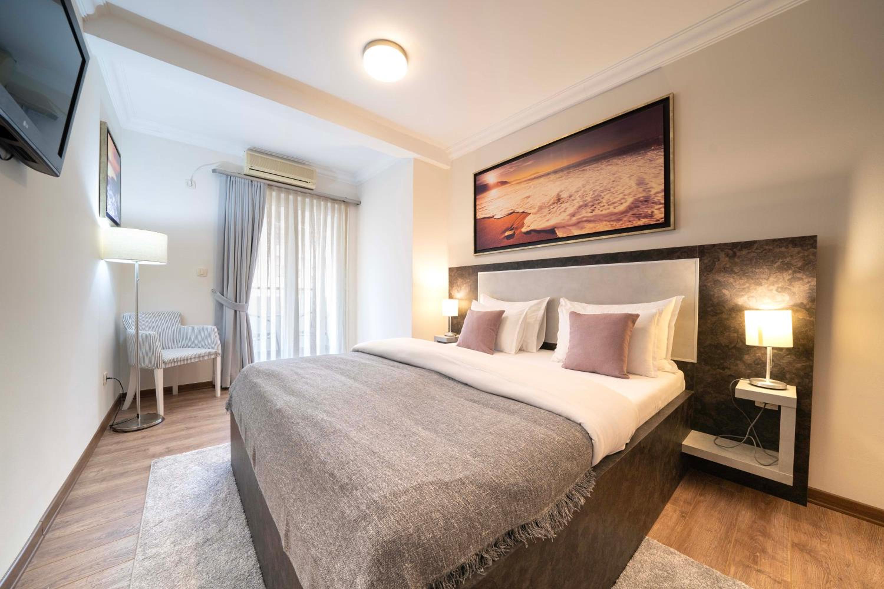 Standard Double room "Blok B" by Momentum