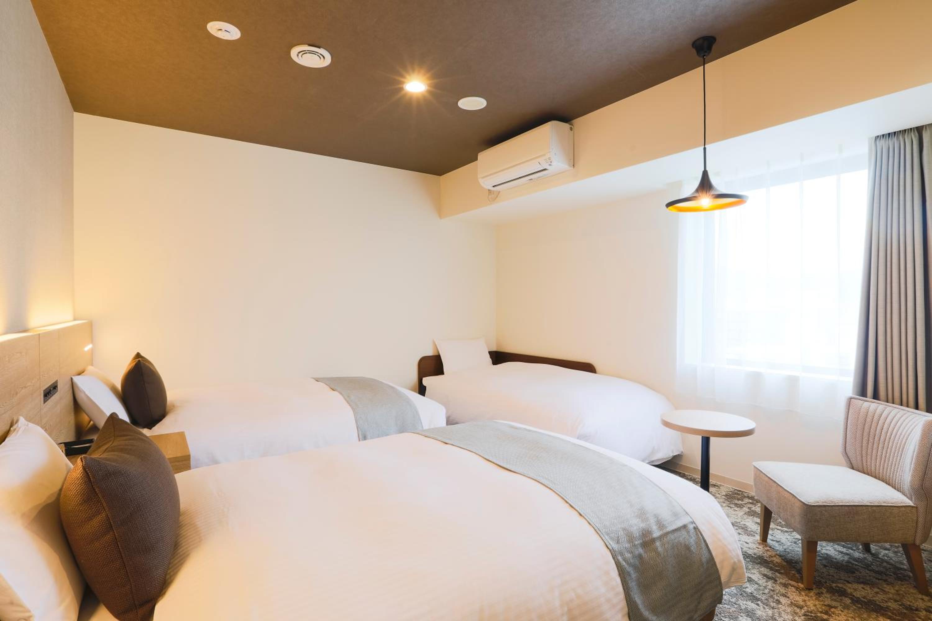 Deluxe Twin Room - Non-Smoking