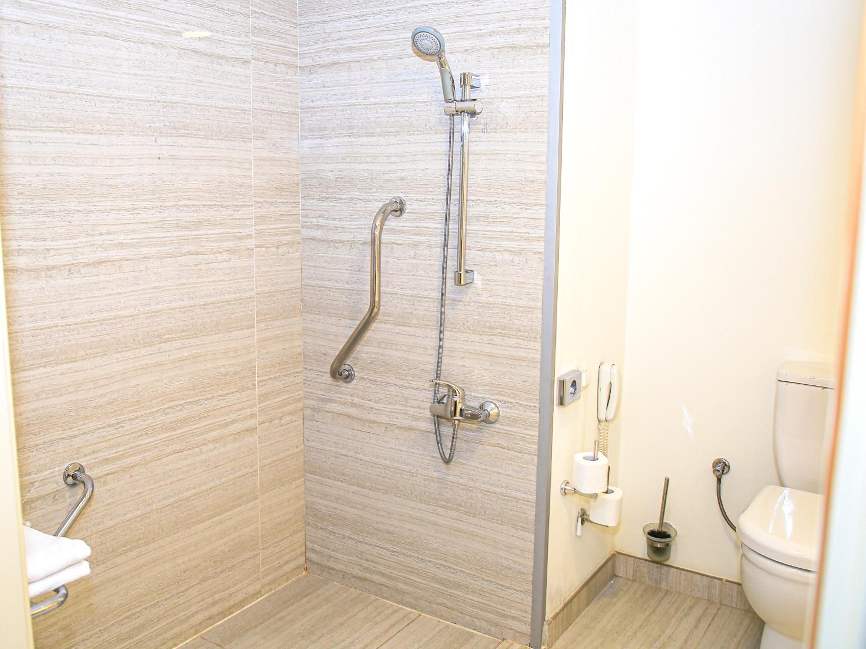 Twin Room, Disability Access