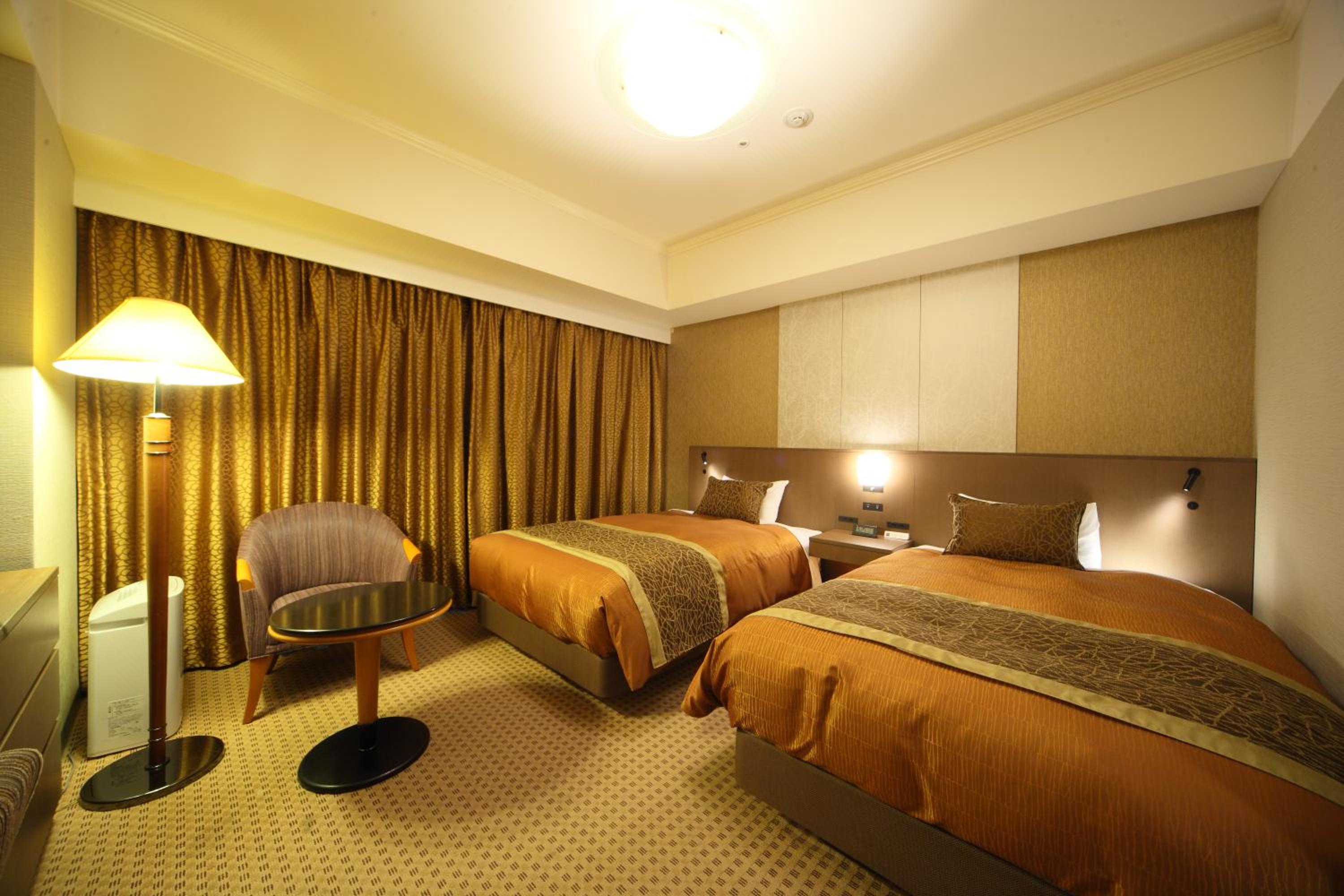 Standard Twin Room - Non-Smoking