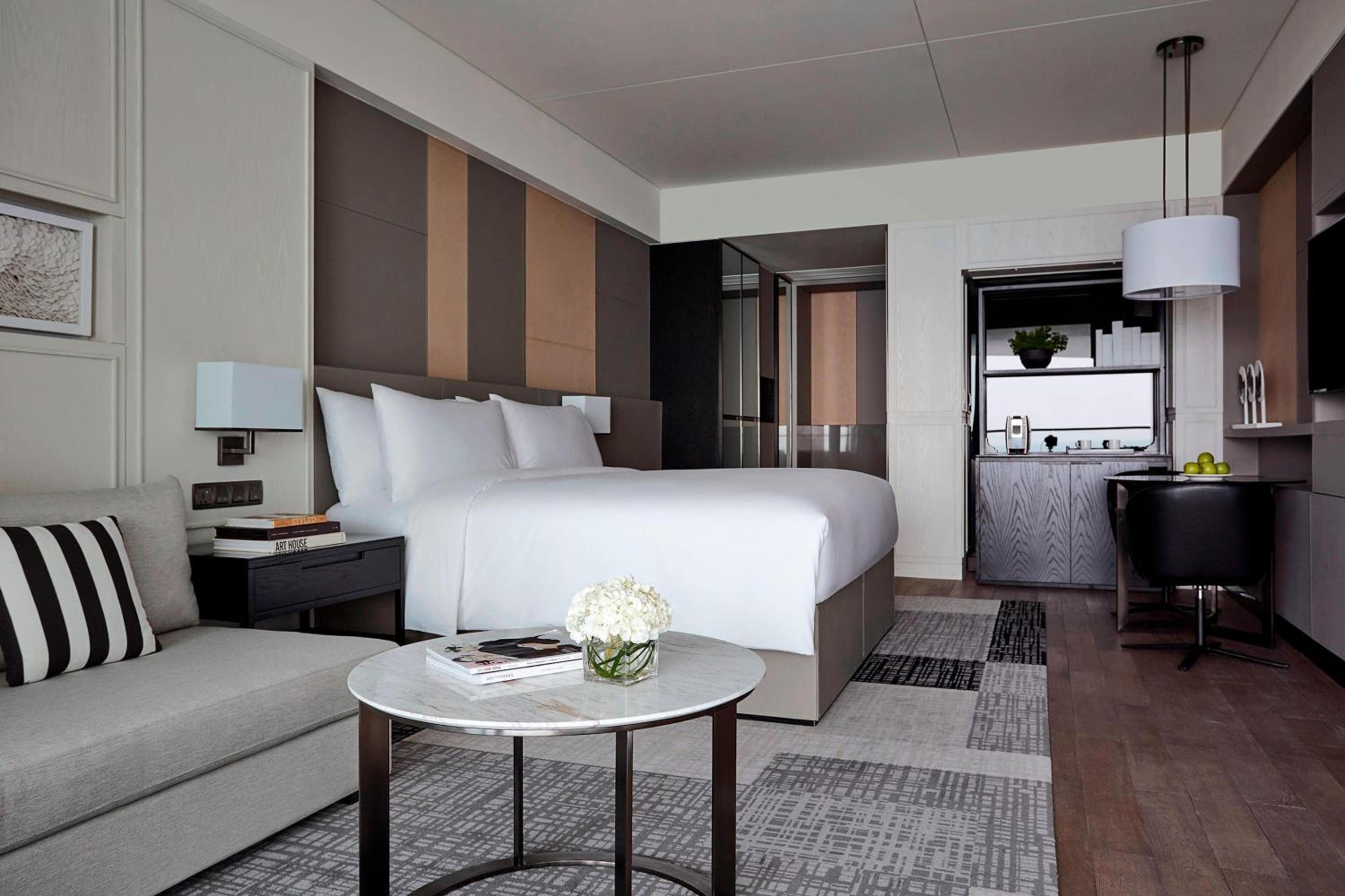 Elegant Ocean View Room ,1 King