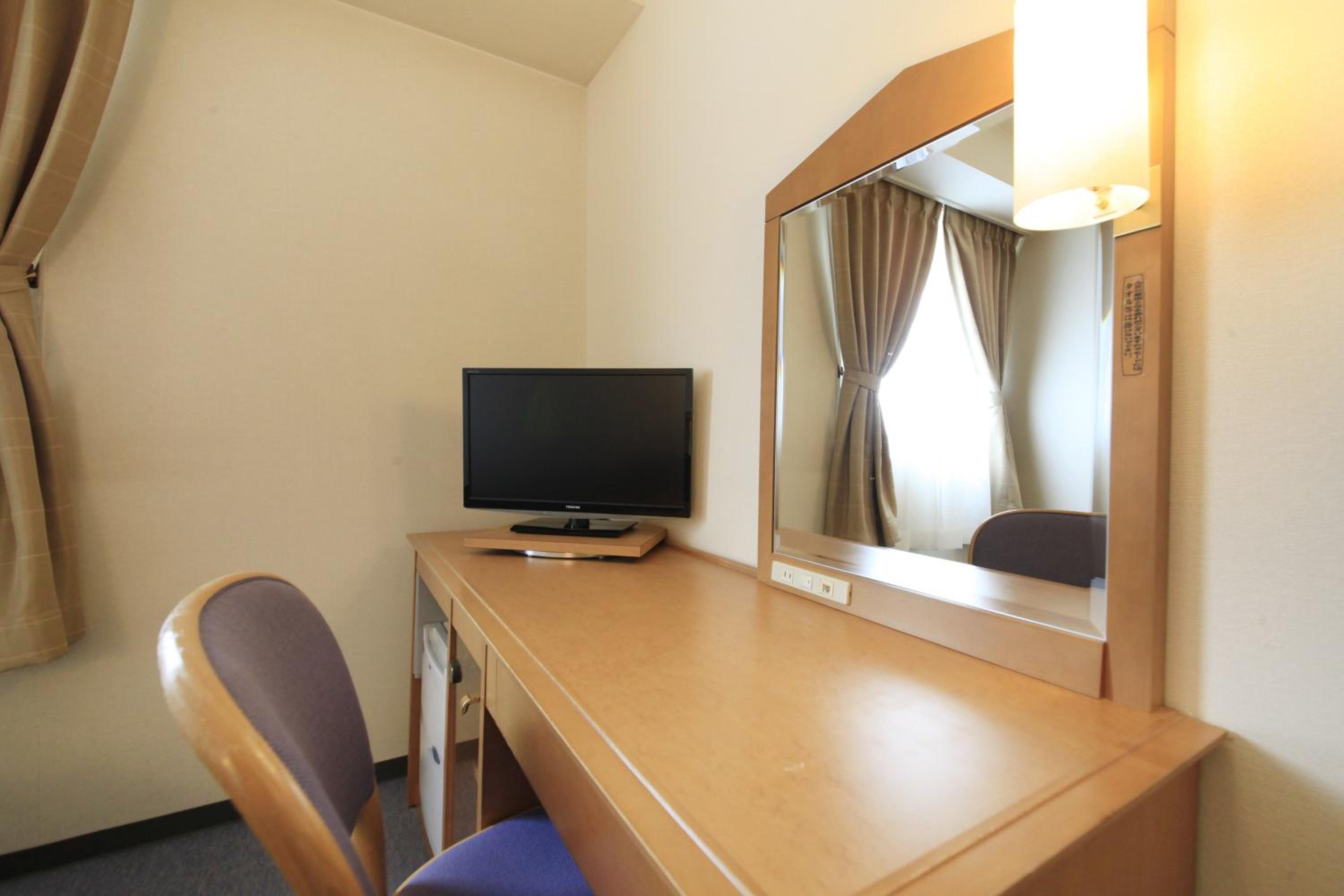 Single Room - Non-Smoking