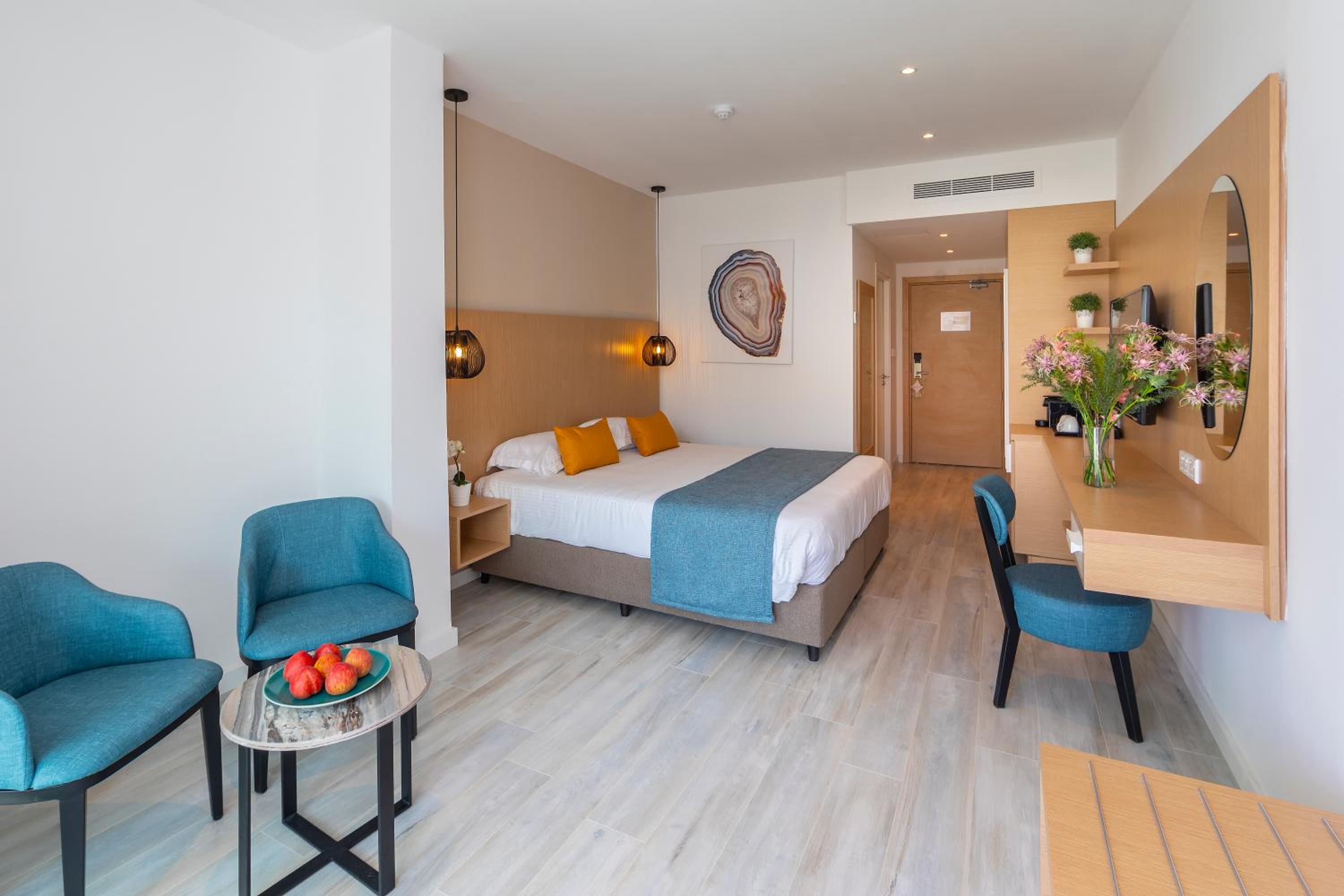 Double or Twin Room with Inland View