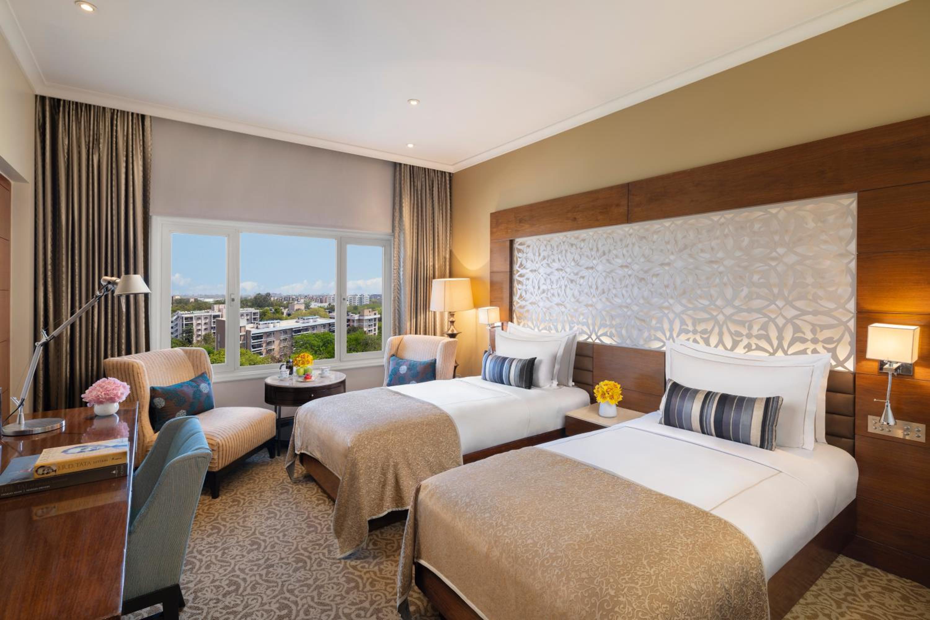 Taj Club Room Twin Bed Diplomatic Enclave View