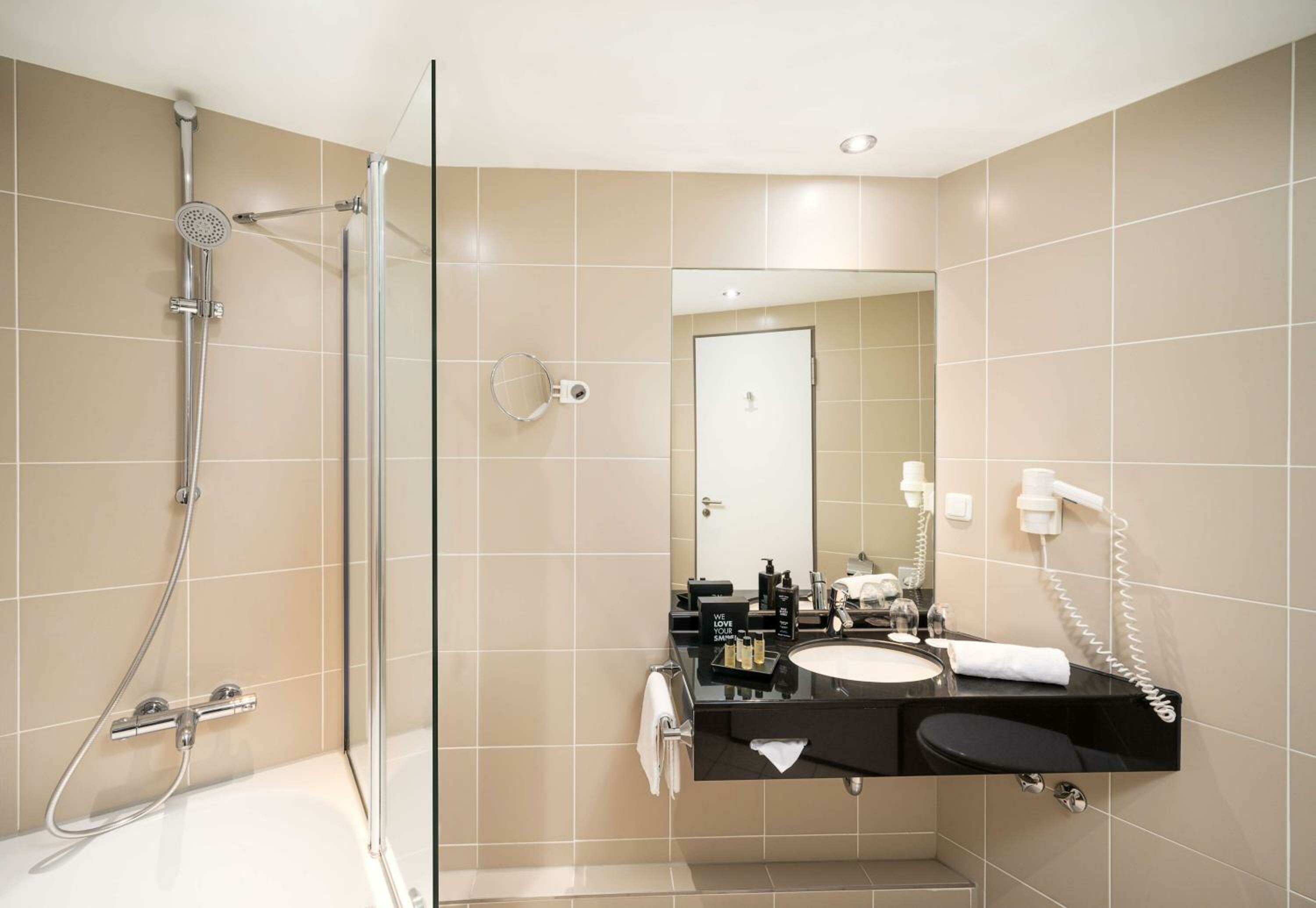 Executive Double Room with lateral river view