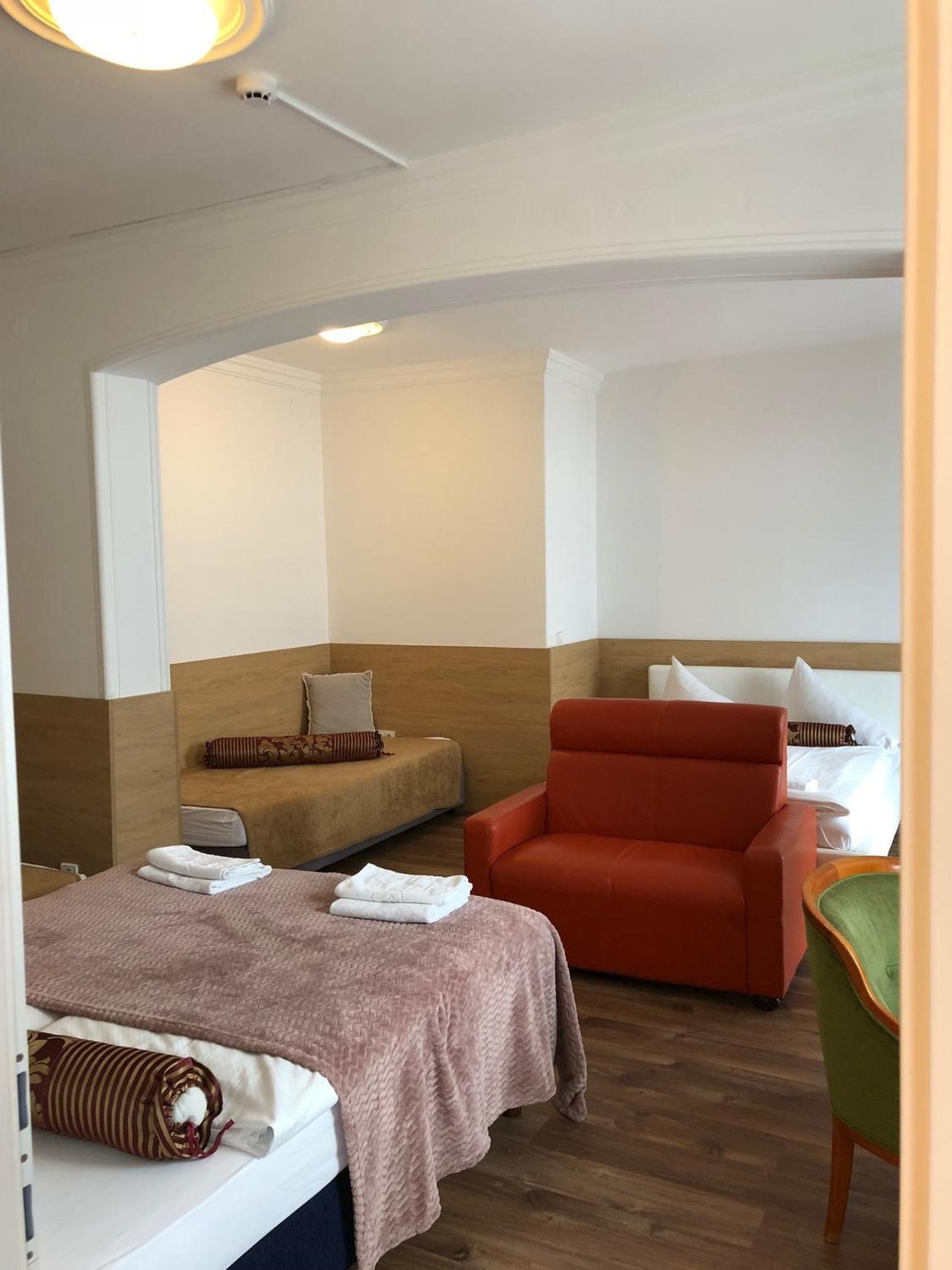 Family Room (7 people)