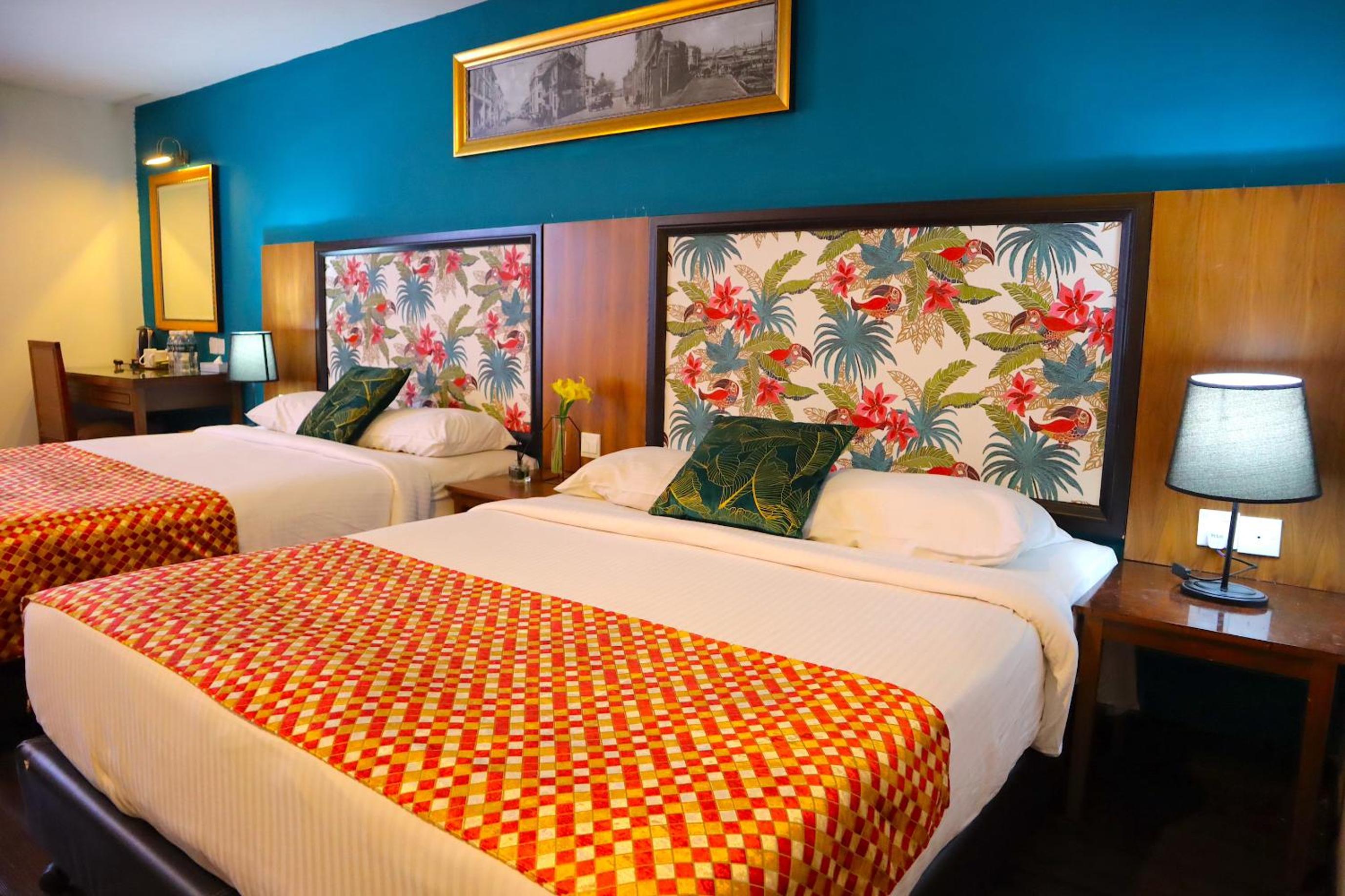 Executive Family Room