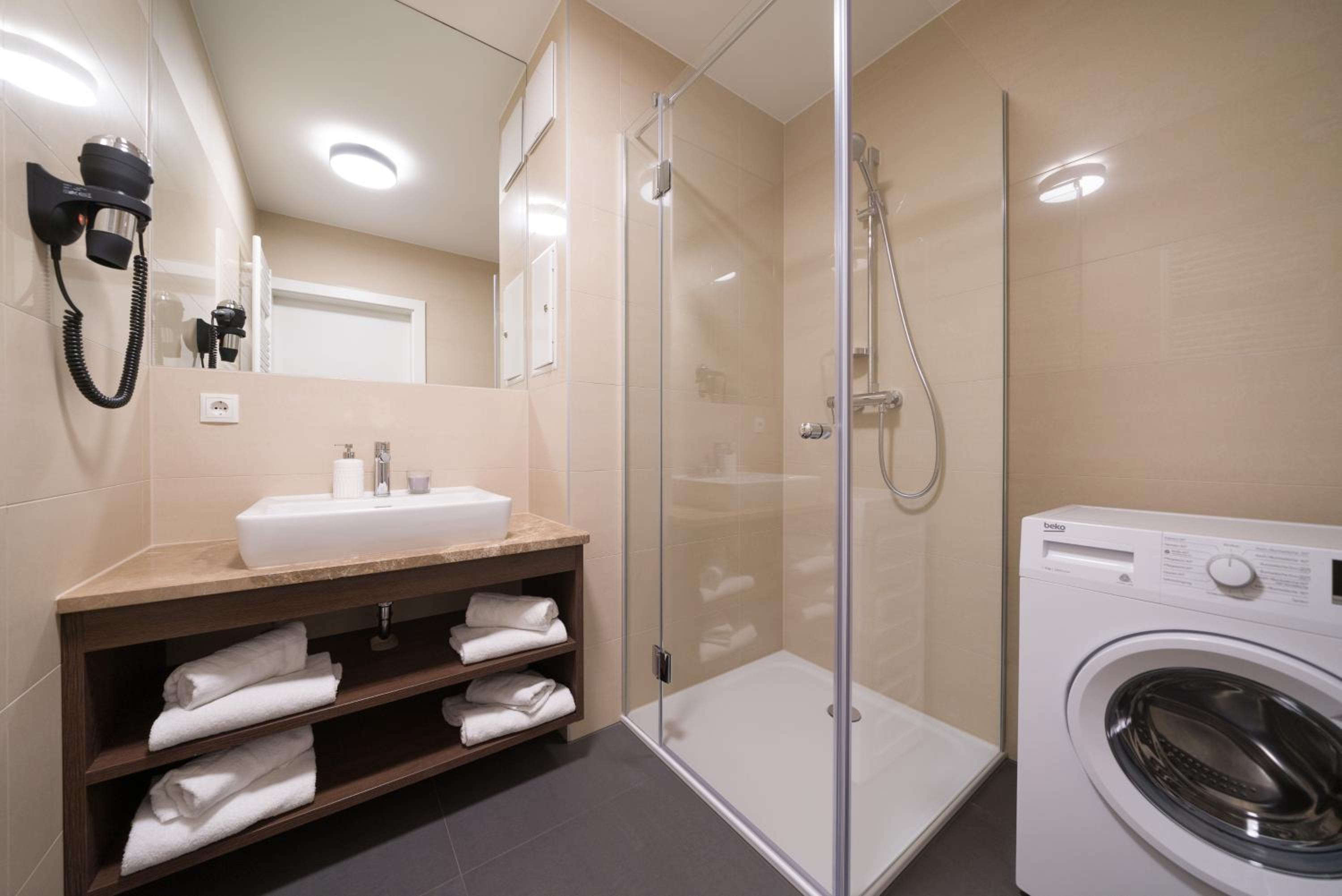 One-Bedroom Apartment with Balcony