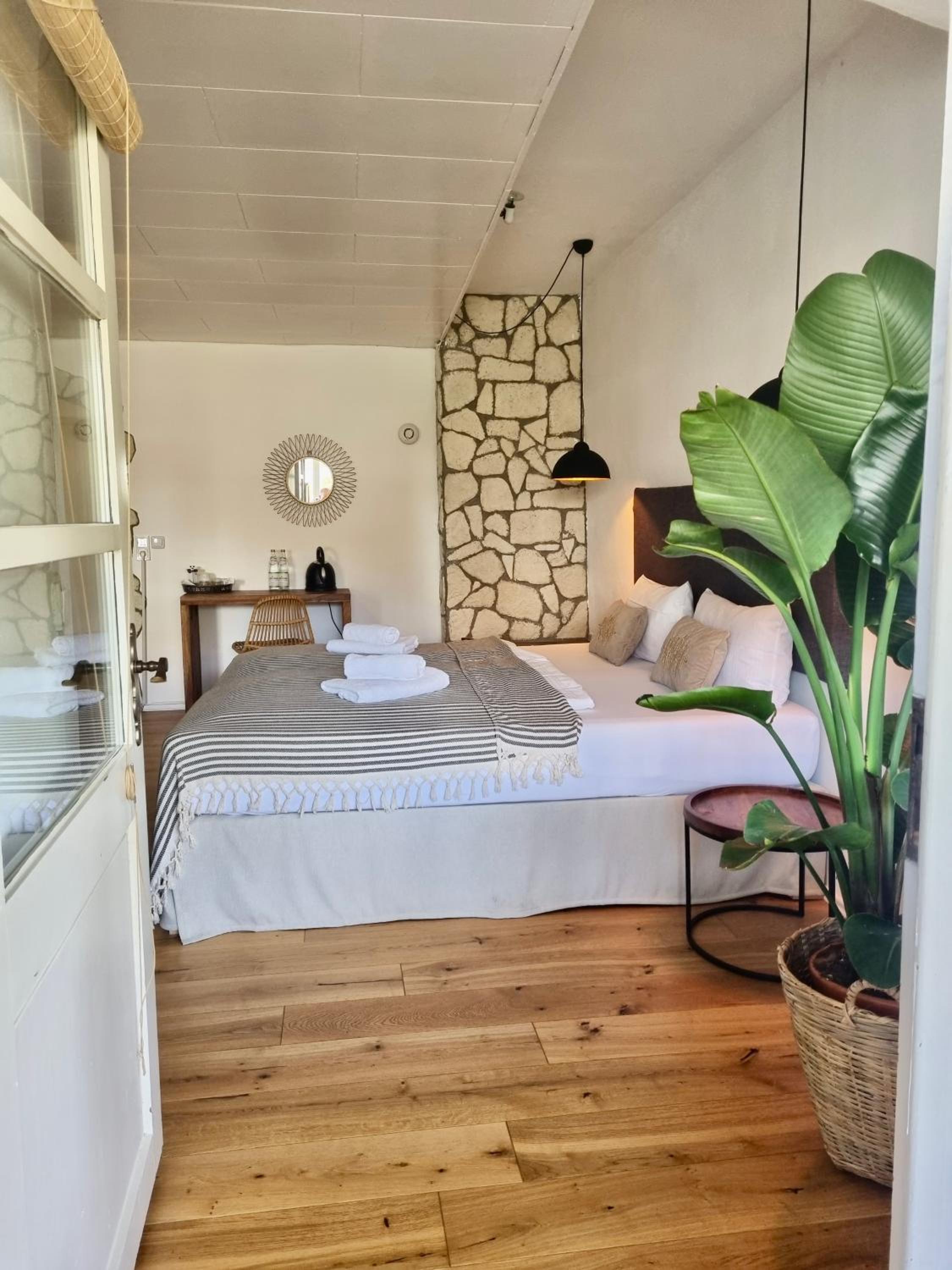 Suite with River View