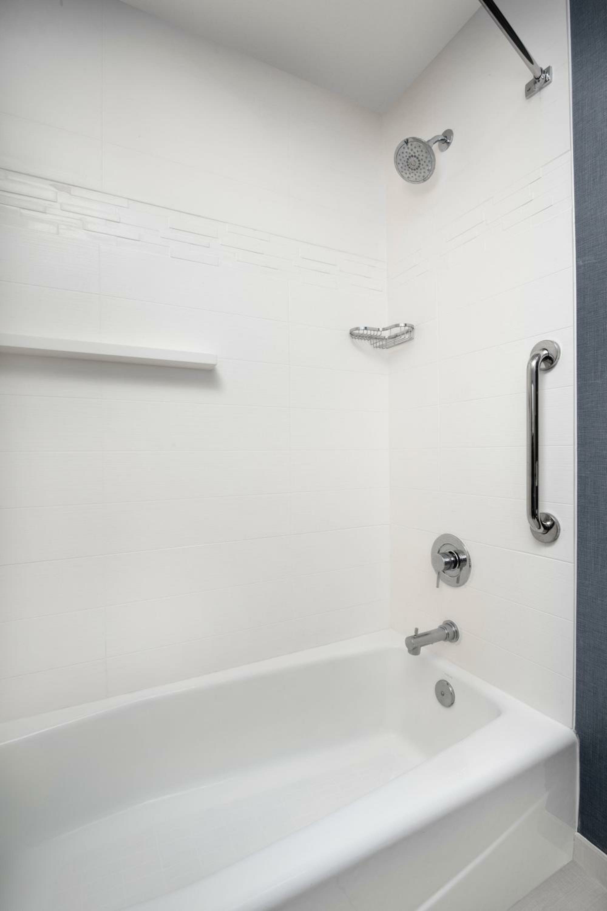 One-Bedroom King Suite with Sofa Bed and Mountain View