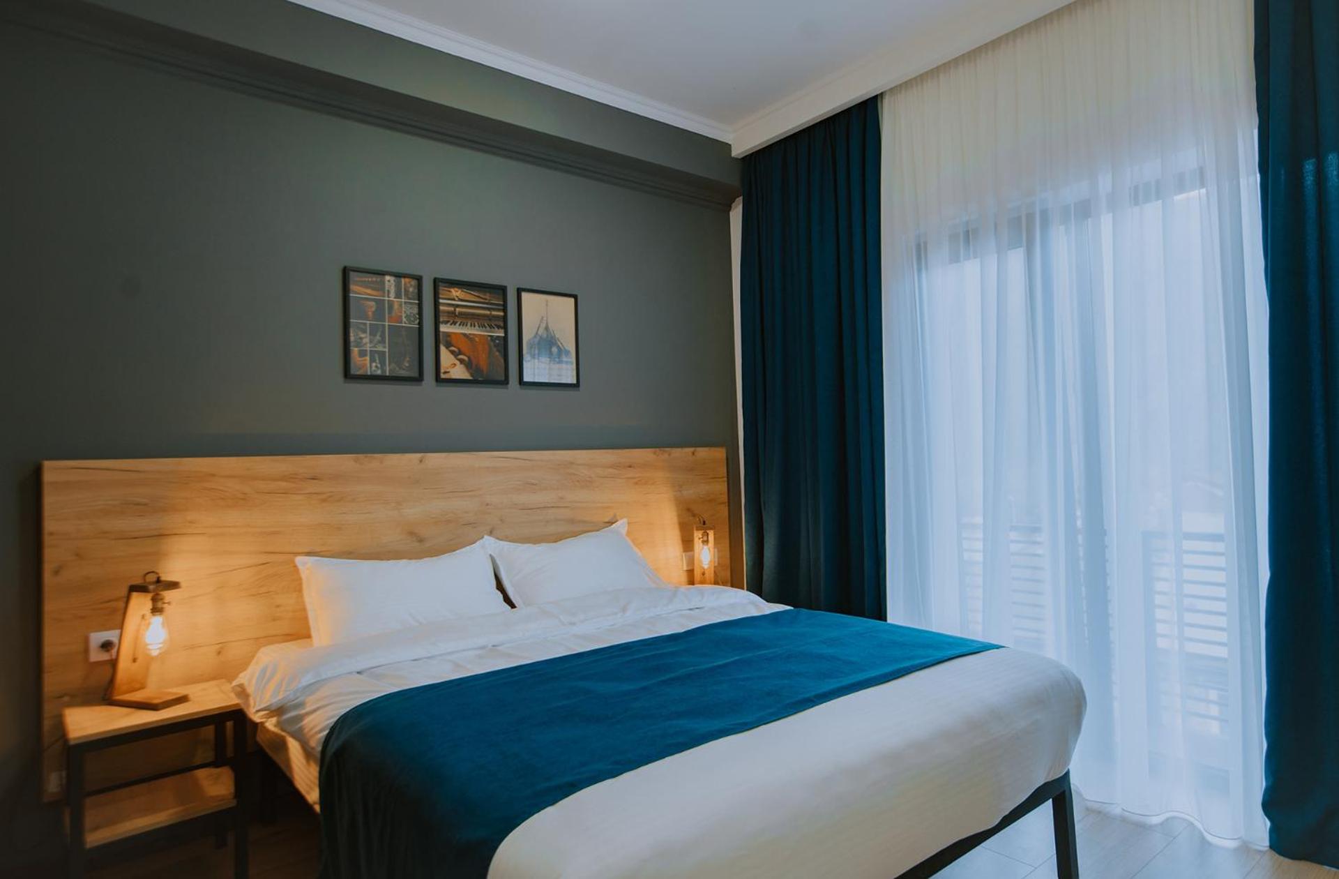 Double Room with Mountain View