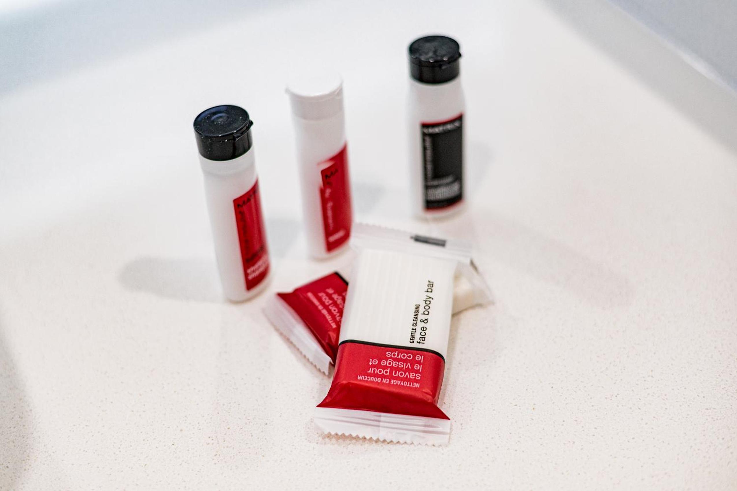 Deluxe Queen Room with Two Queen Beds - Non-Smoking