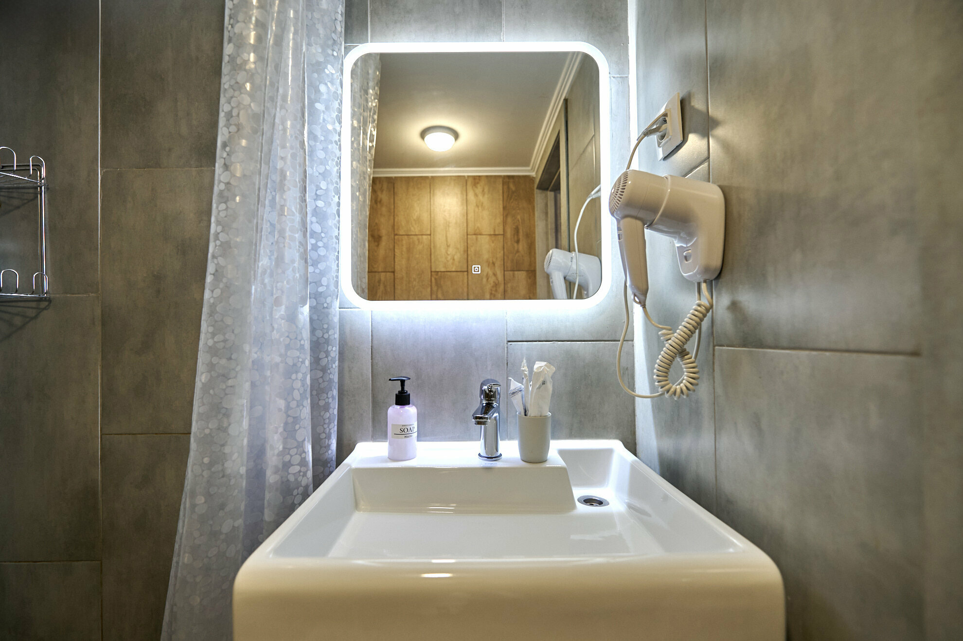 Двухуровневый номер-студия