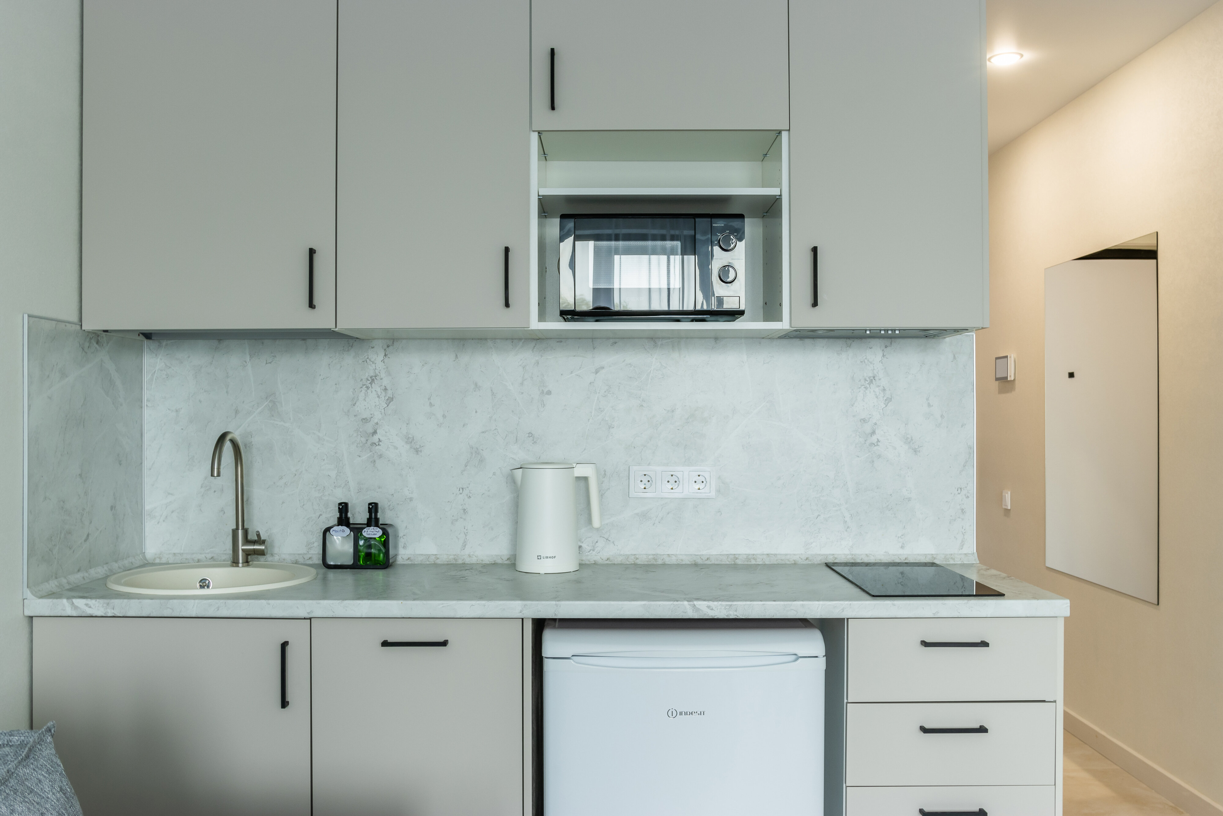 Cтудия Bloom с видом на лес