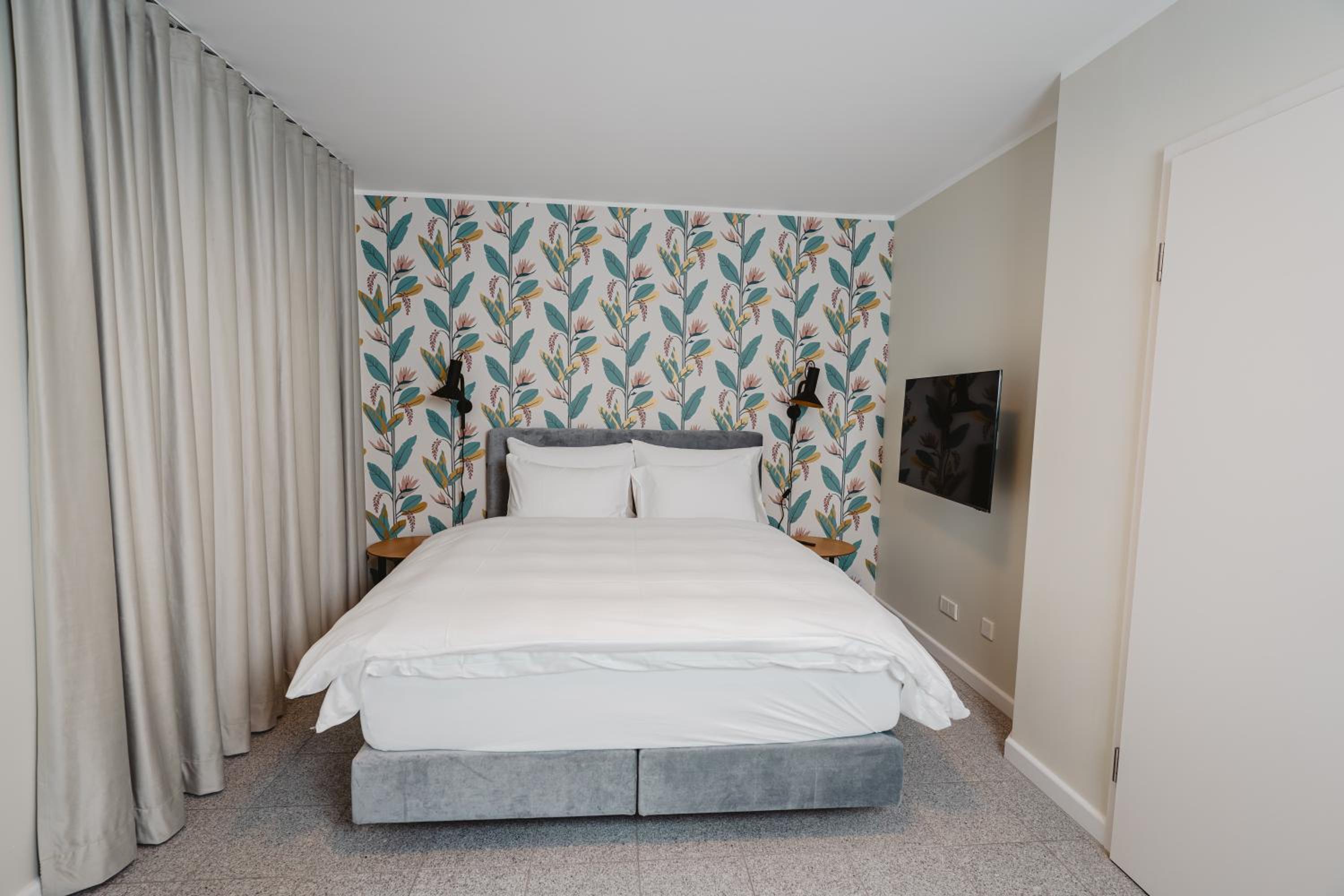 Apartment - Split Level