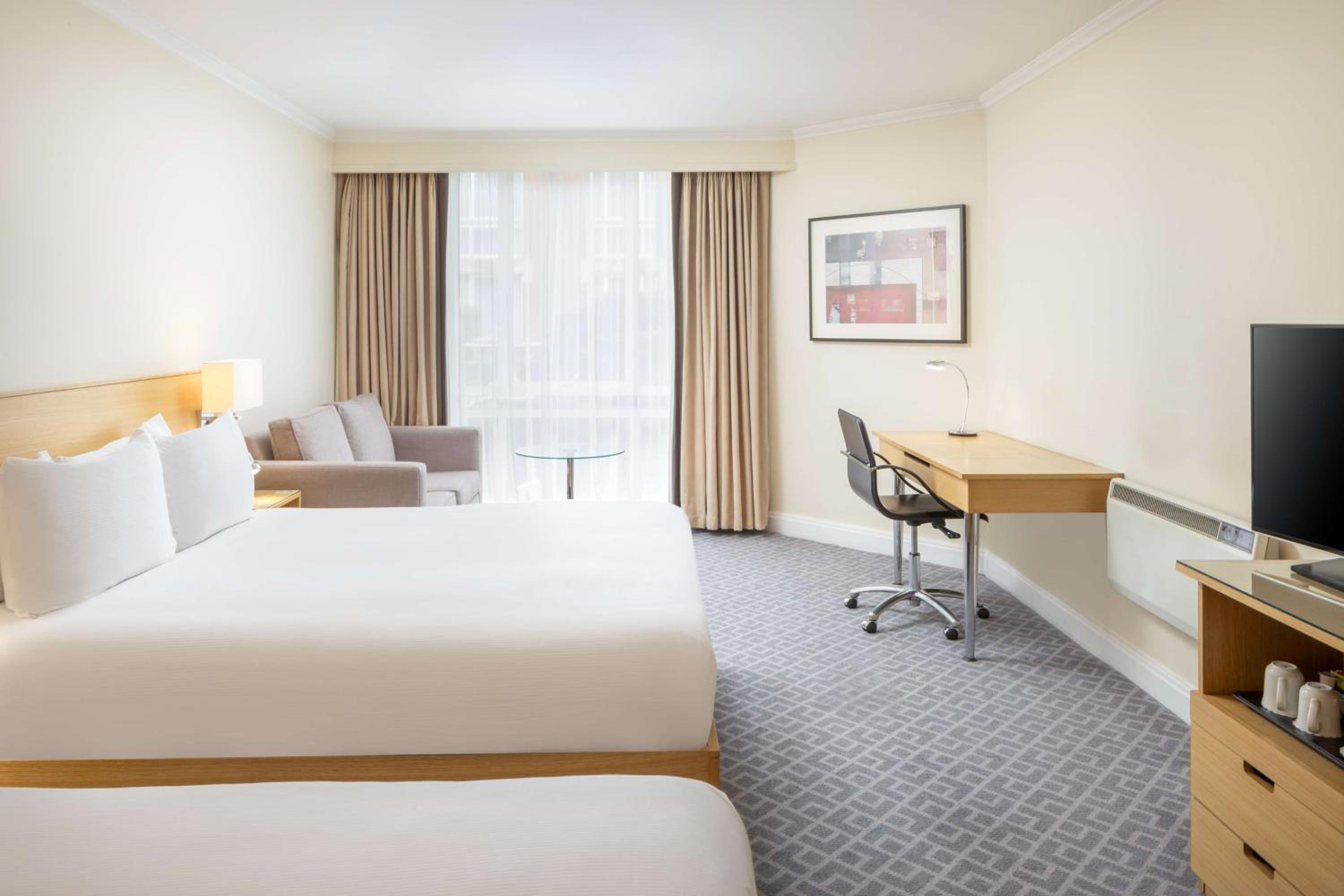 Deluxe Queen Room with Two Queen Beds