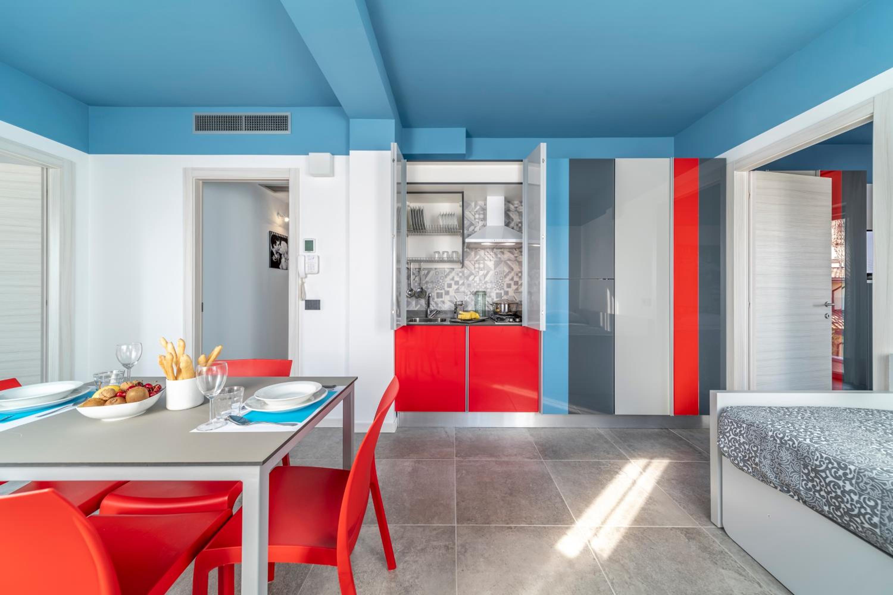 Two-Bedroom Suite (6 Adults)