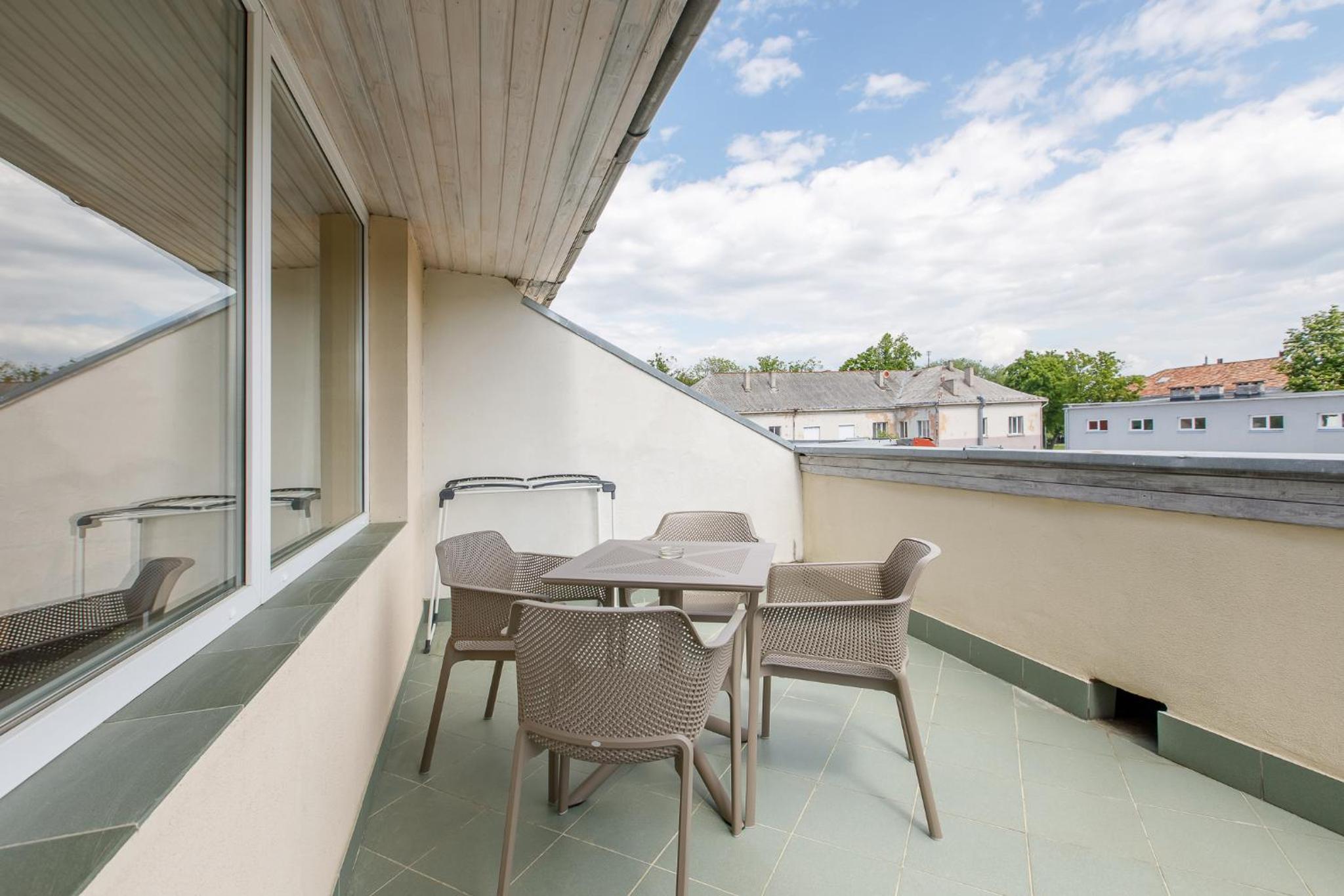 Apartment with Terrace