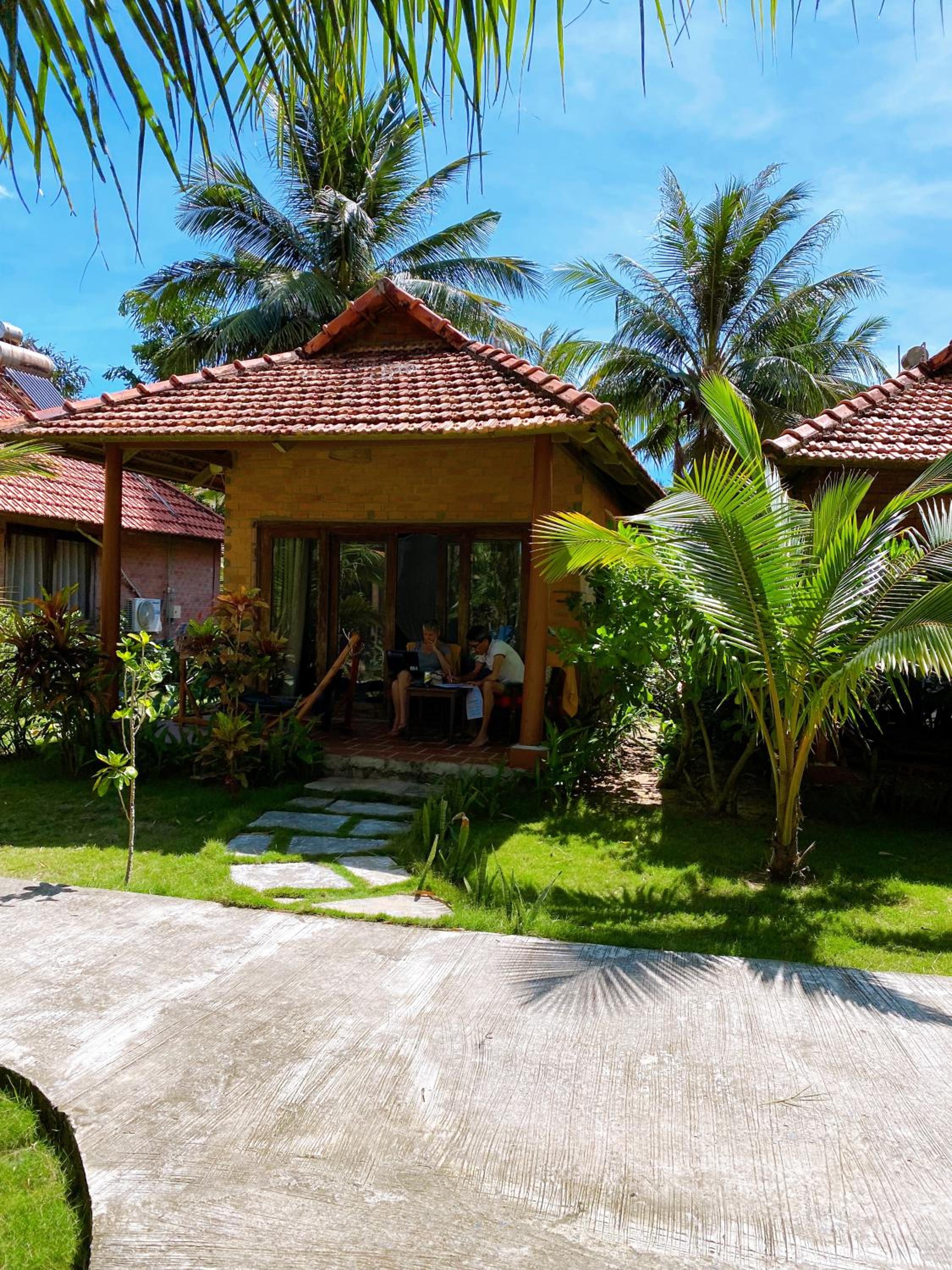 Bungalow with Sea View