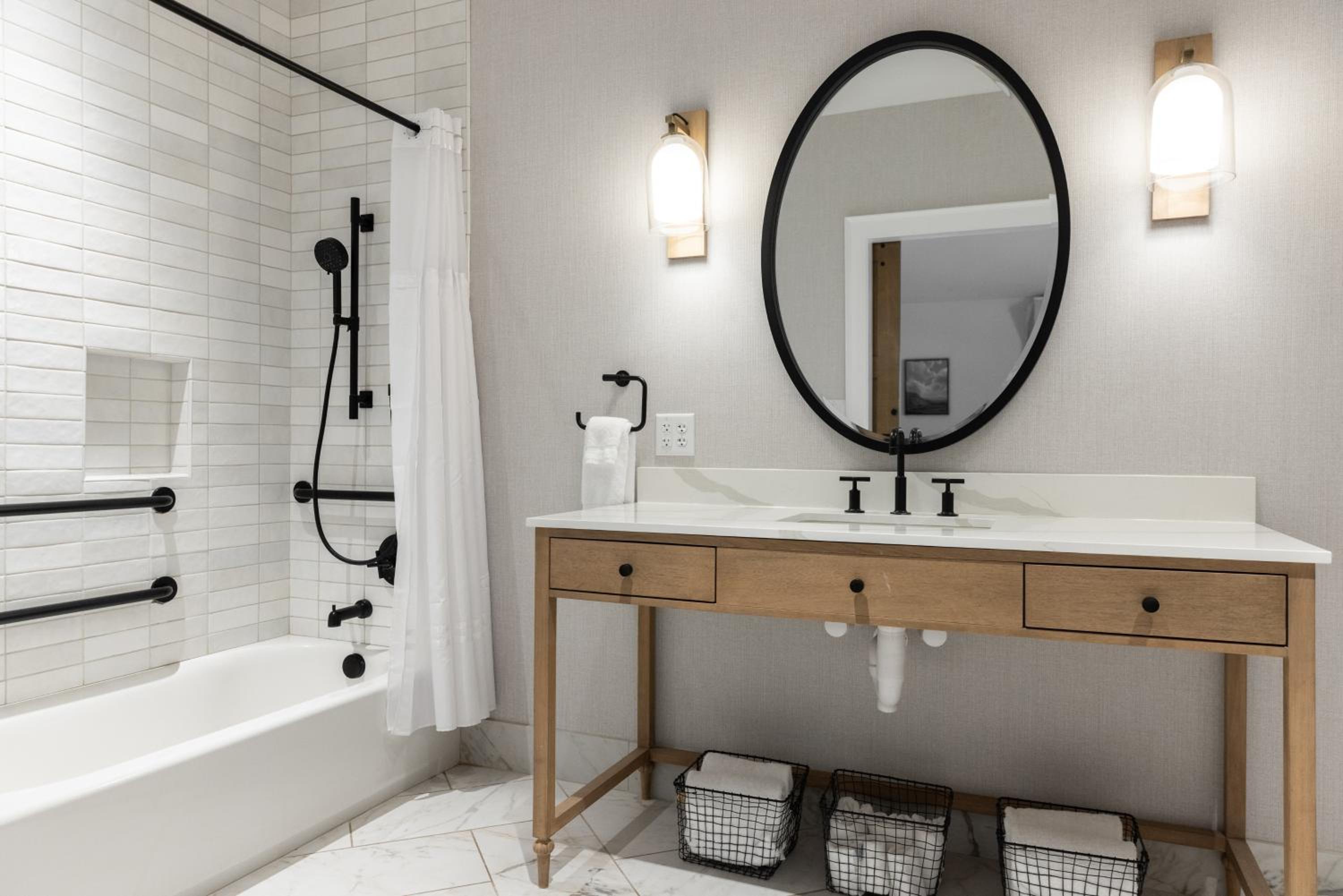 Queen Room with Two Queen Beds - Disability Access