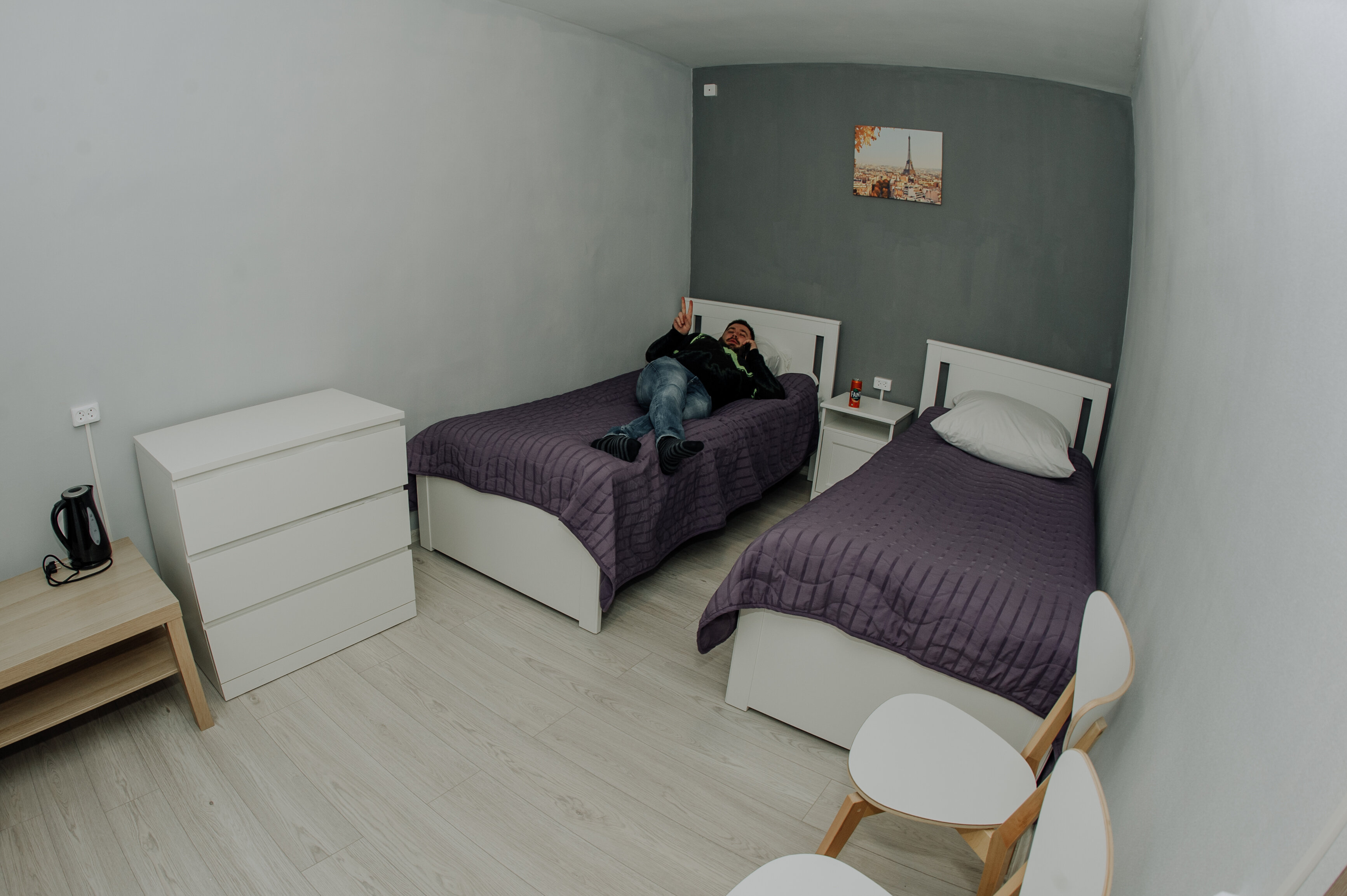 Семейный номер с видом на озеро