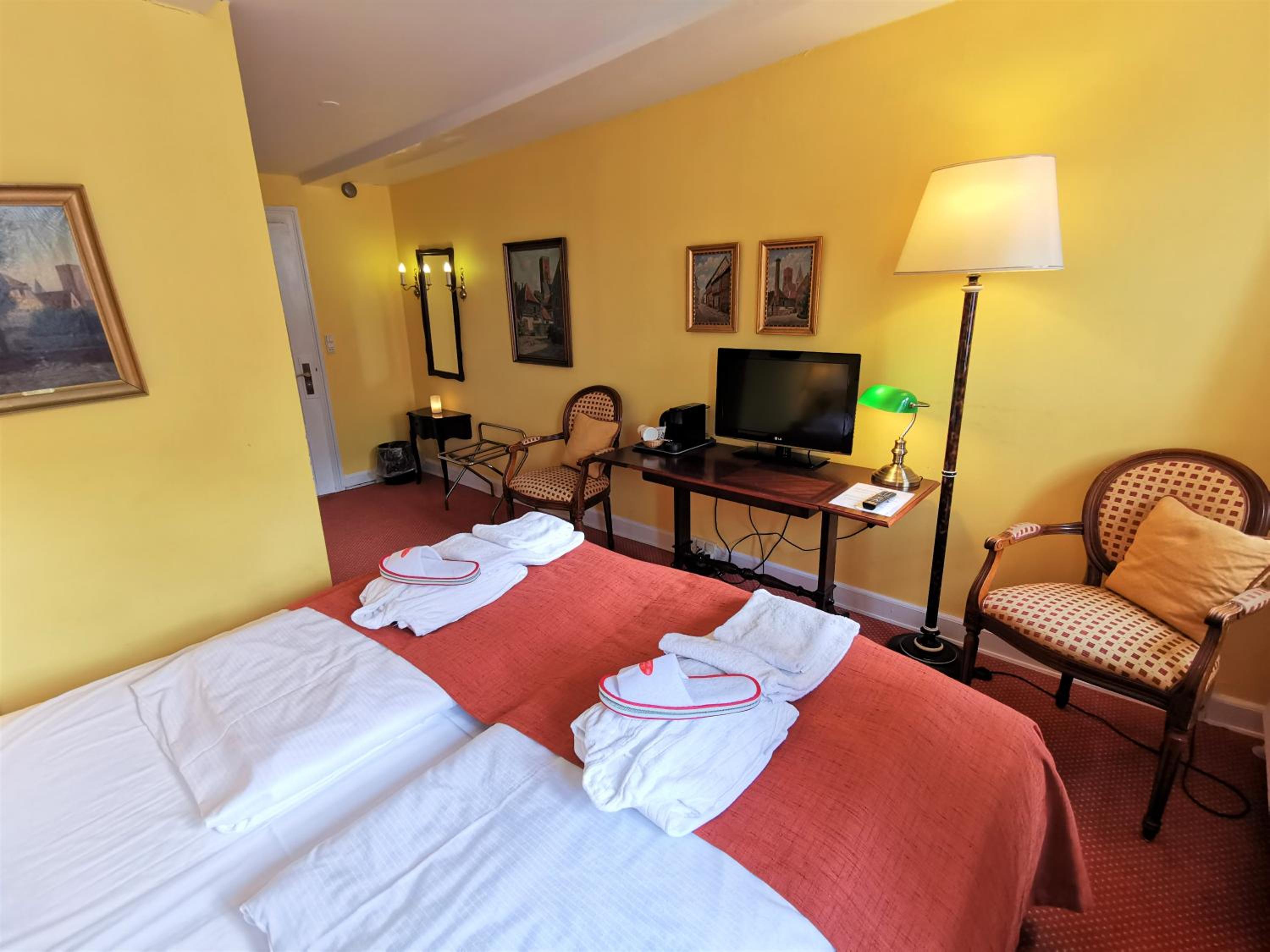 Double or Twin Room with View of the Catedral of Ribe