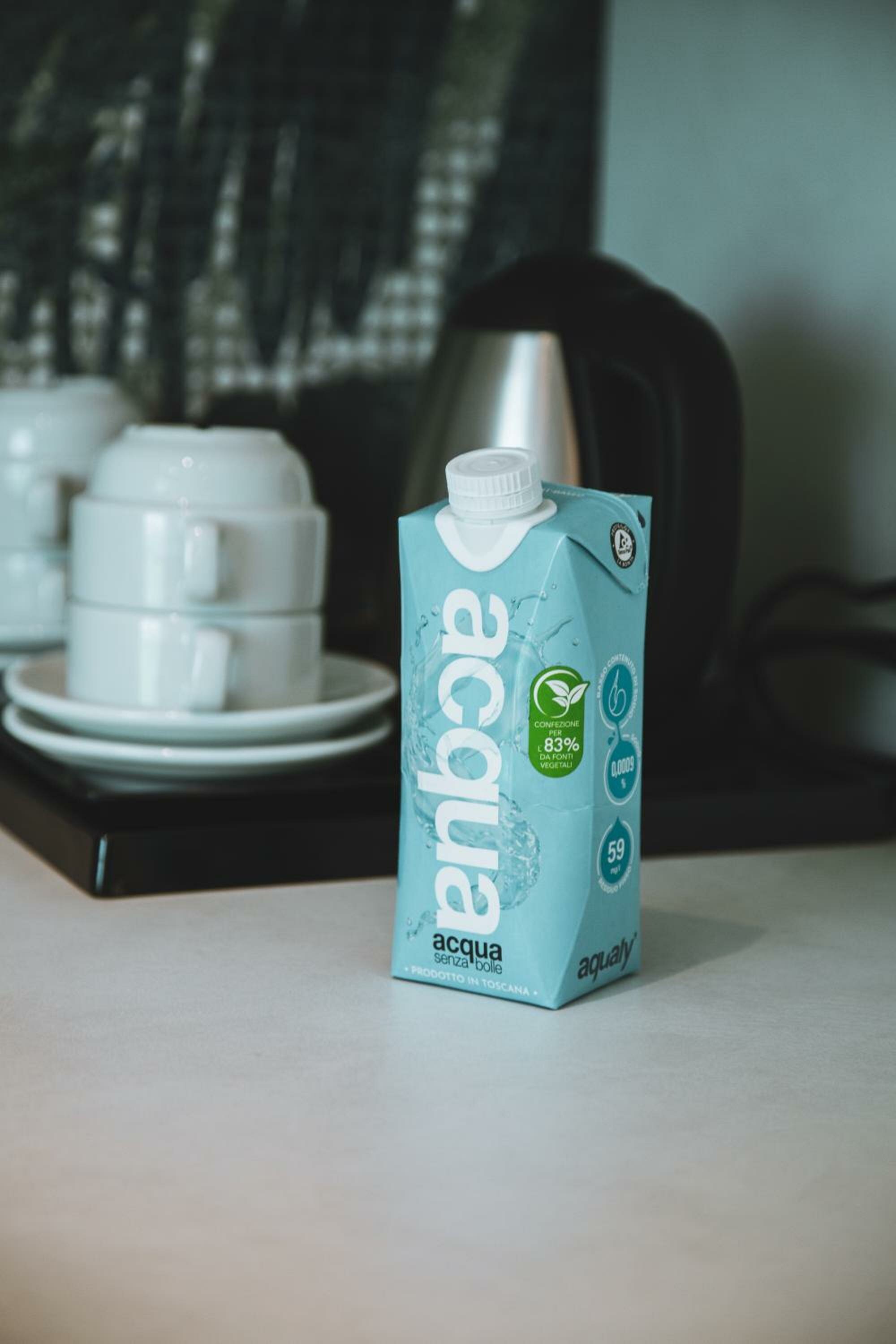 Deluxe Double Room with Side Sea View