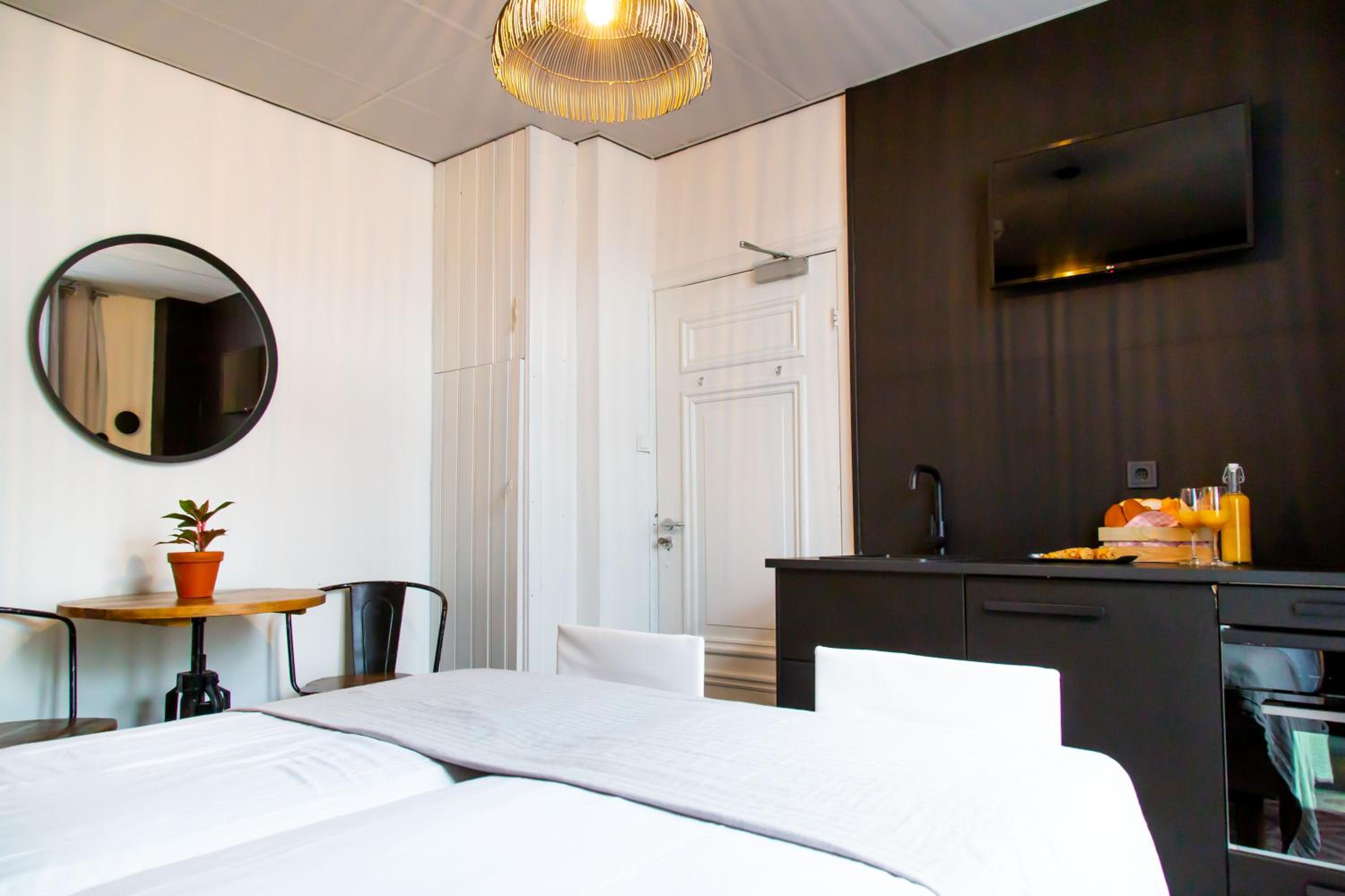 Deluxe Double Room with Bath