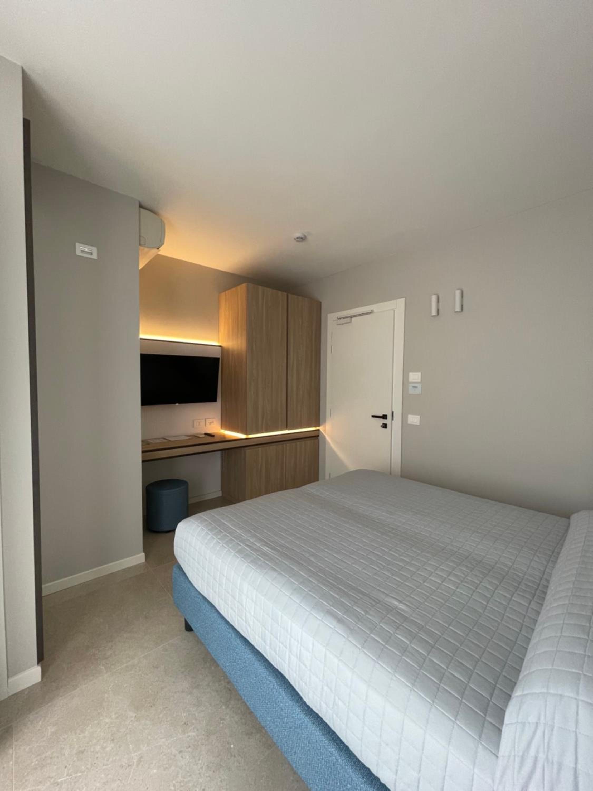 Double or Twin Room with Balcony