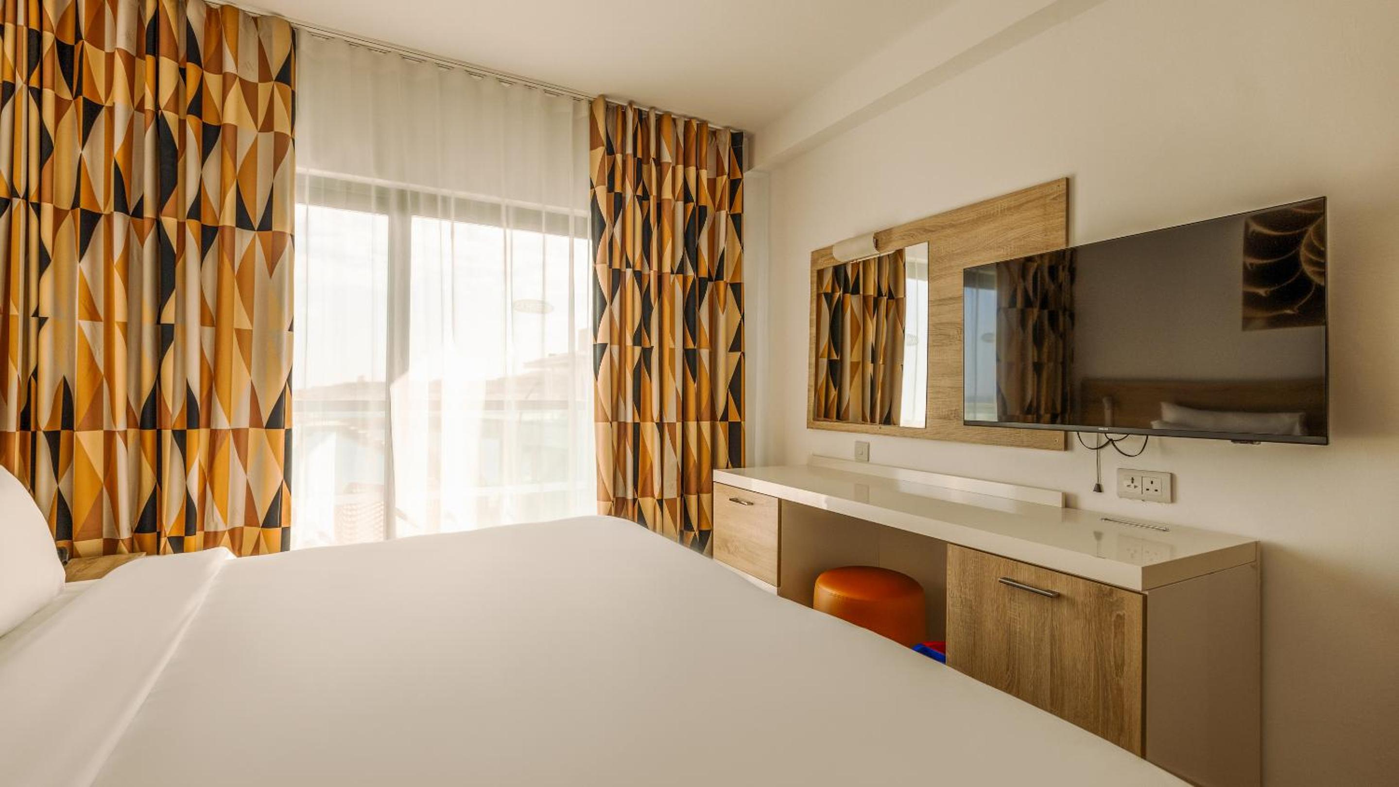 Family Room with Sea View