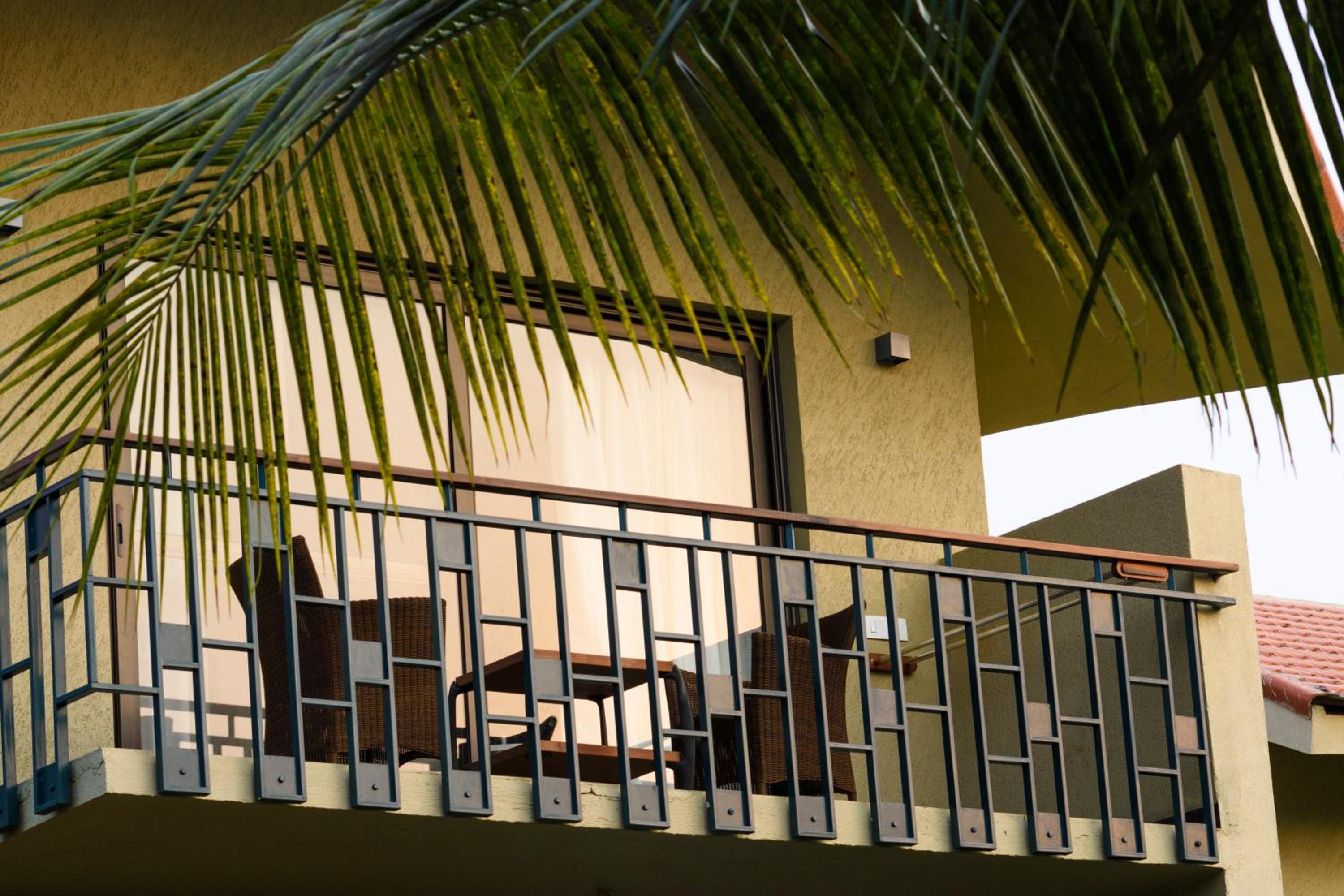 Superior Double Room with Pool View