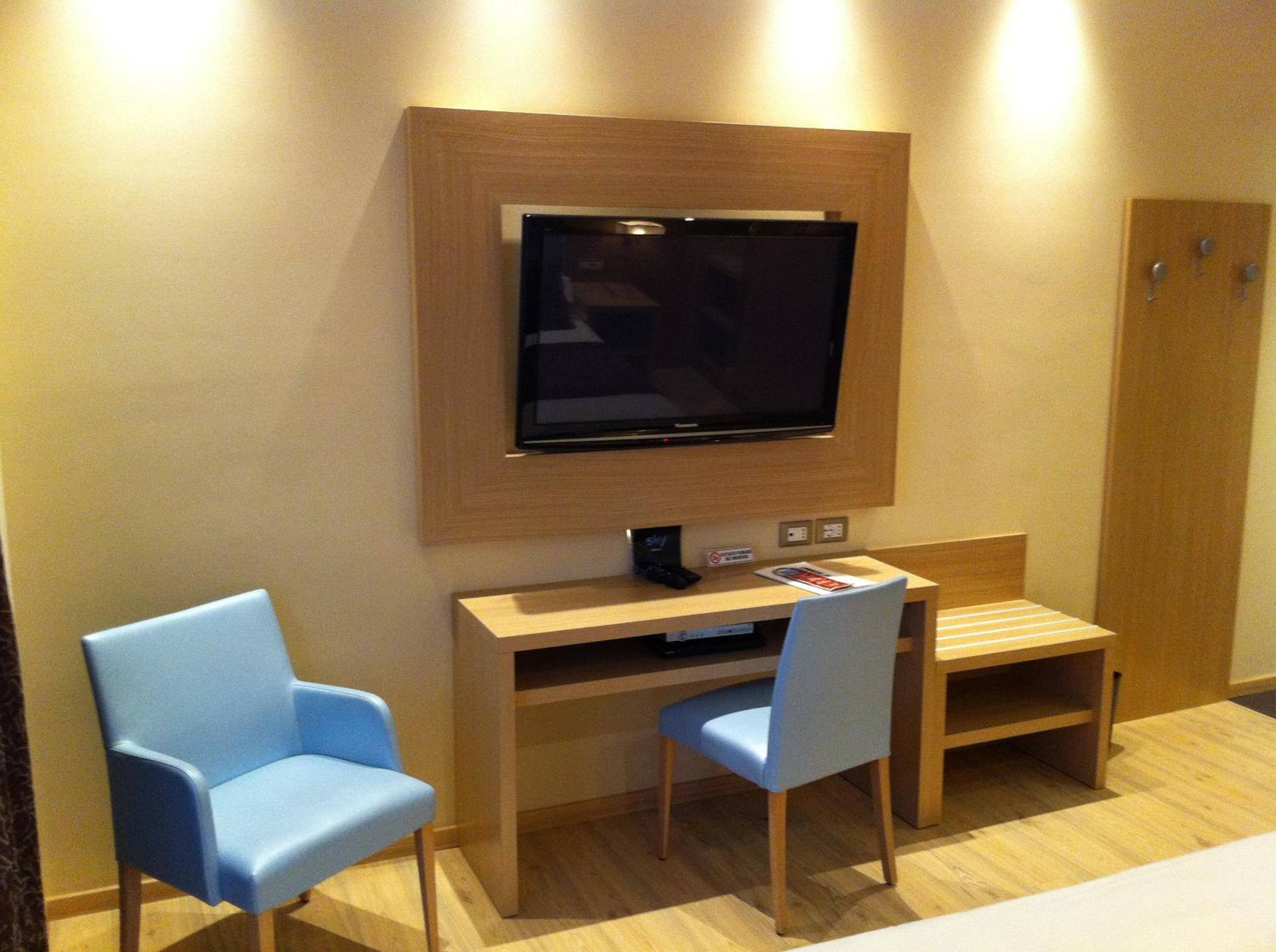 Deluxe Double Room with Balcony and Sea View