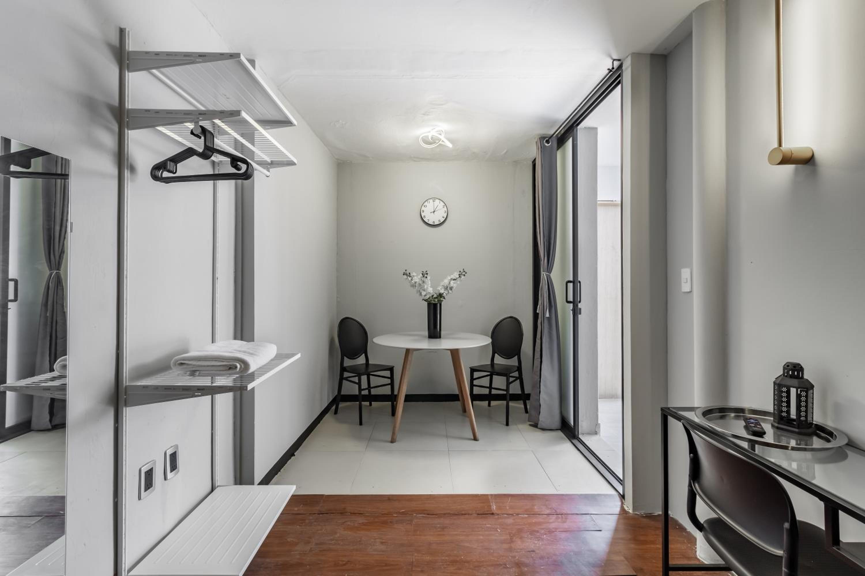 Queen Room with Shared Bathroom
