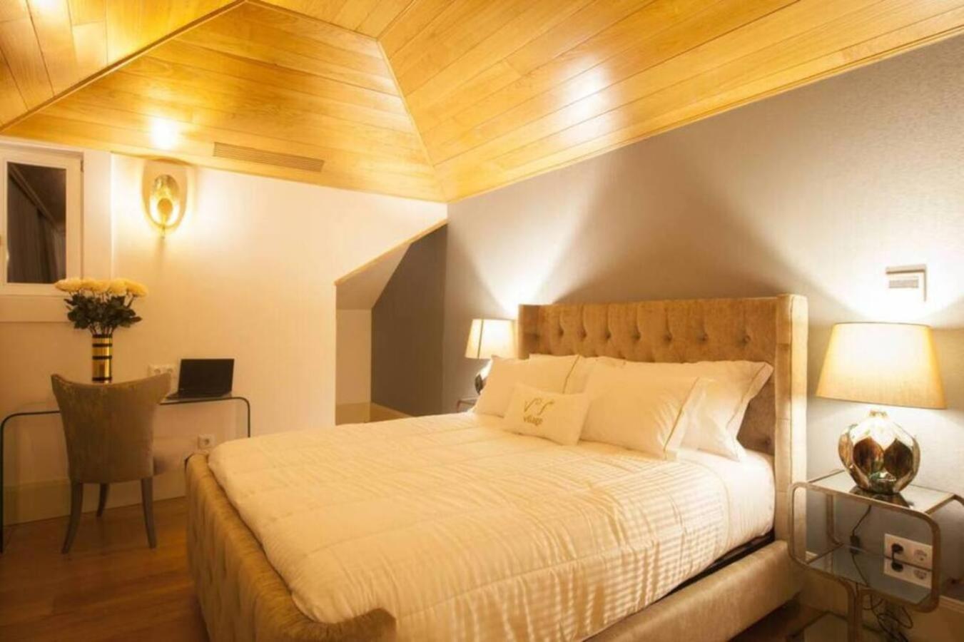 Superior Apartment with City View