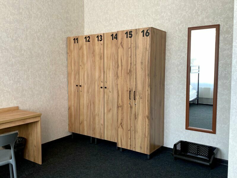 Кровать в общем 6-местном номере