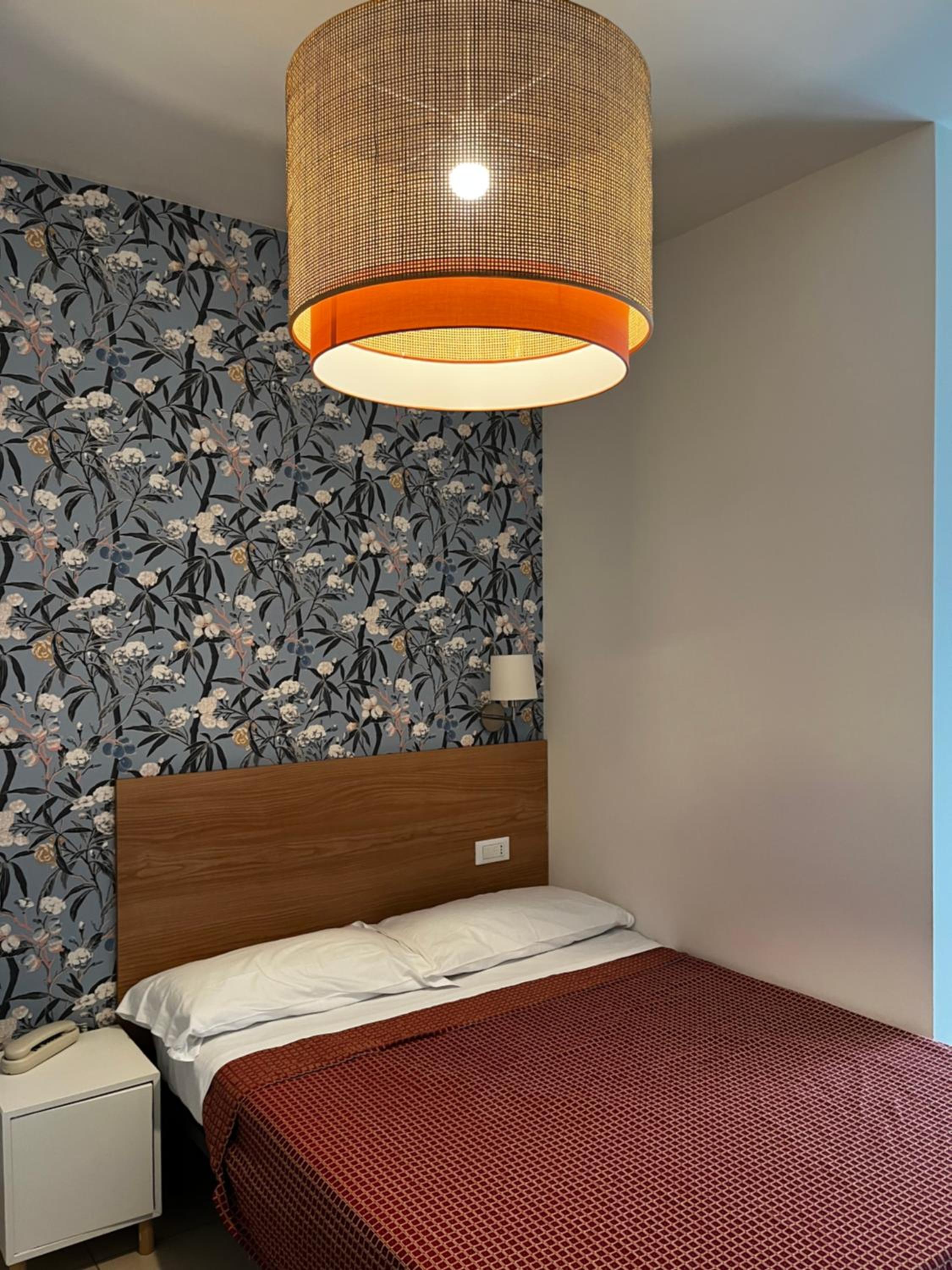 Room with french bed - 130x195cm
