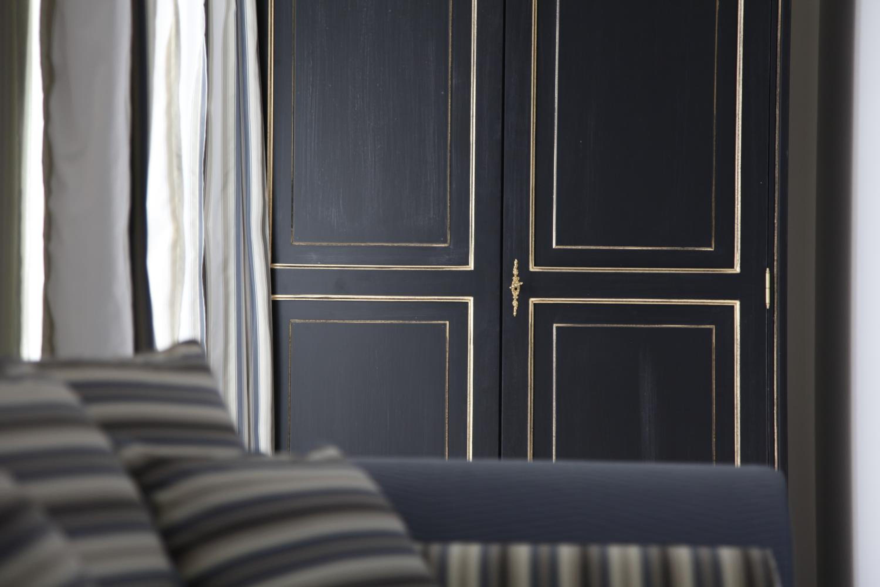 Junior Suite with Balcony