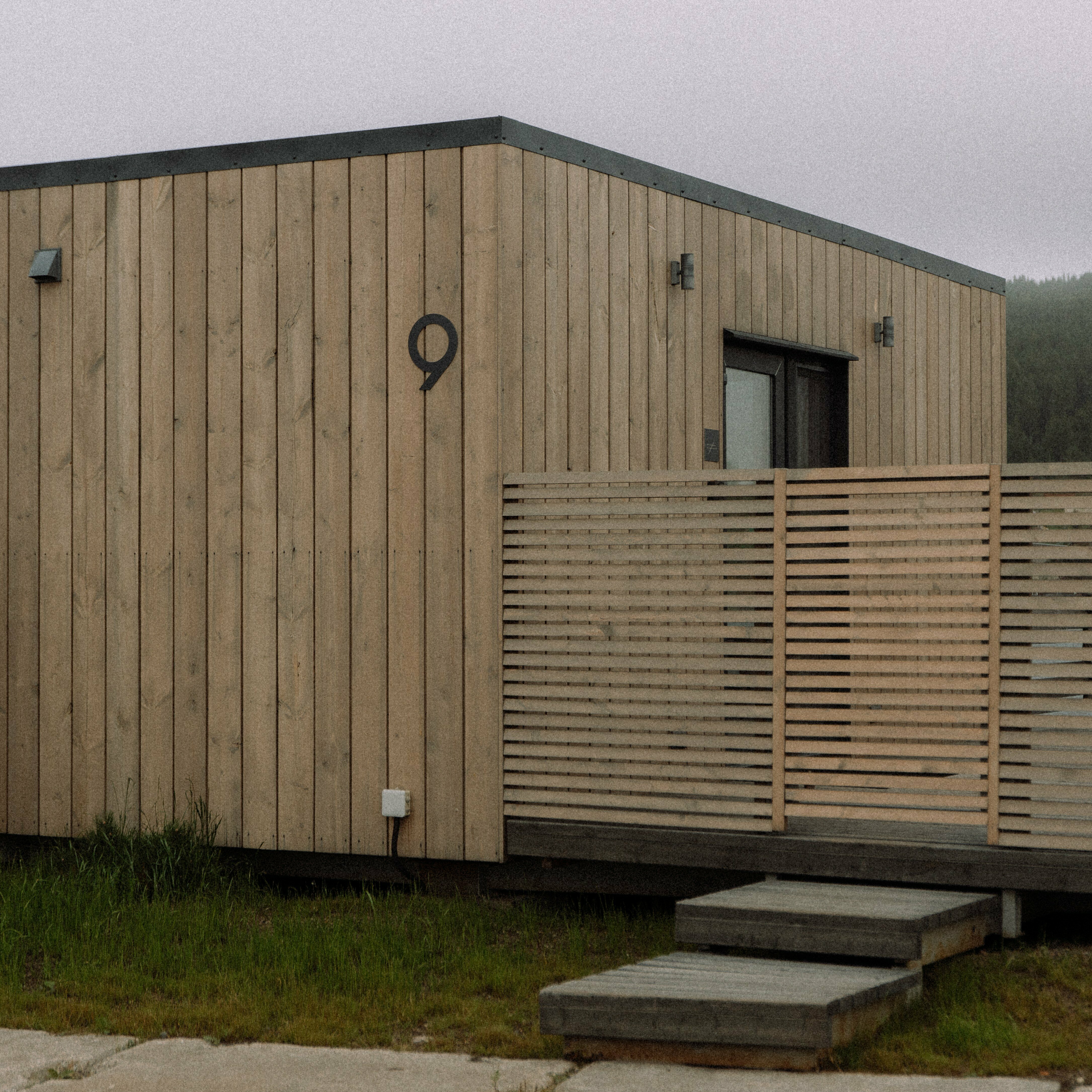 Малый дом на пирсе